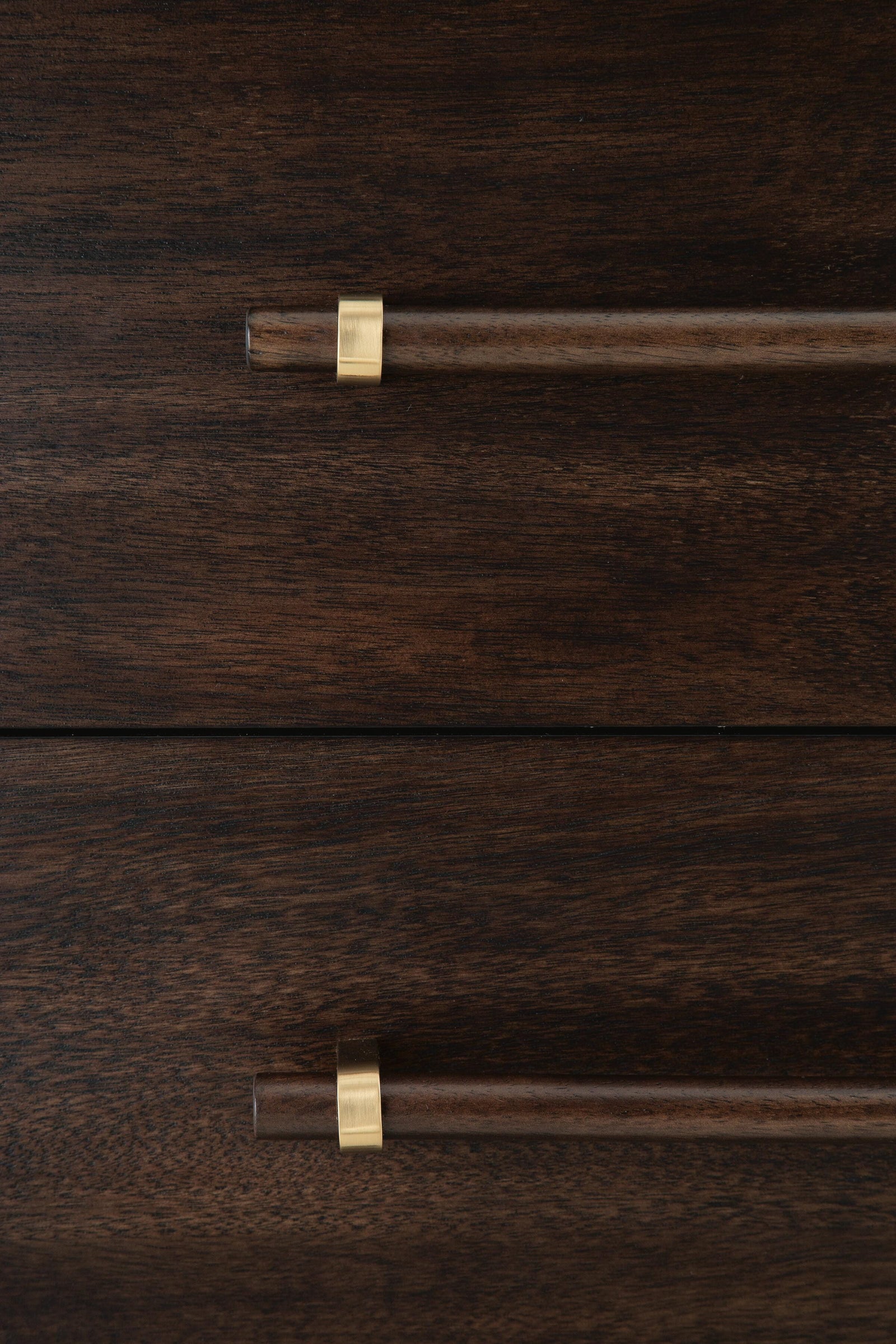 Dantenton Dresser - Merlot  (B611-SI) - Image 6