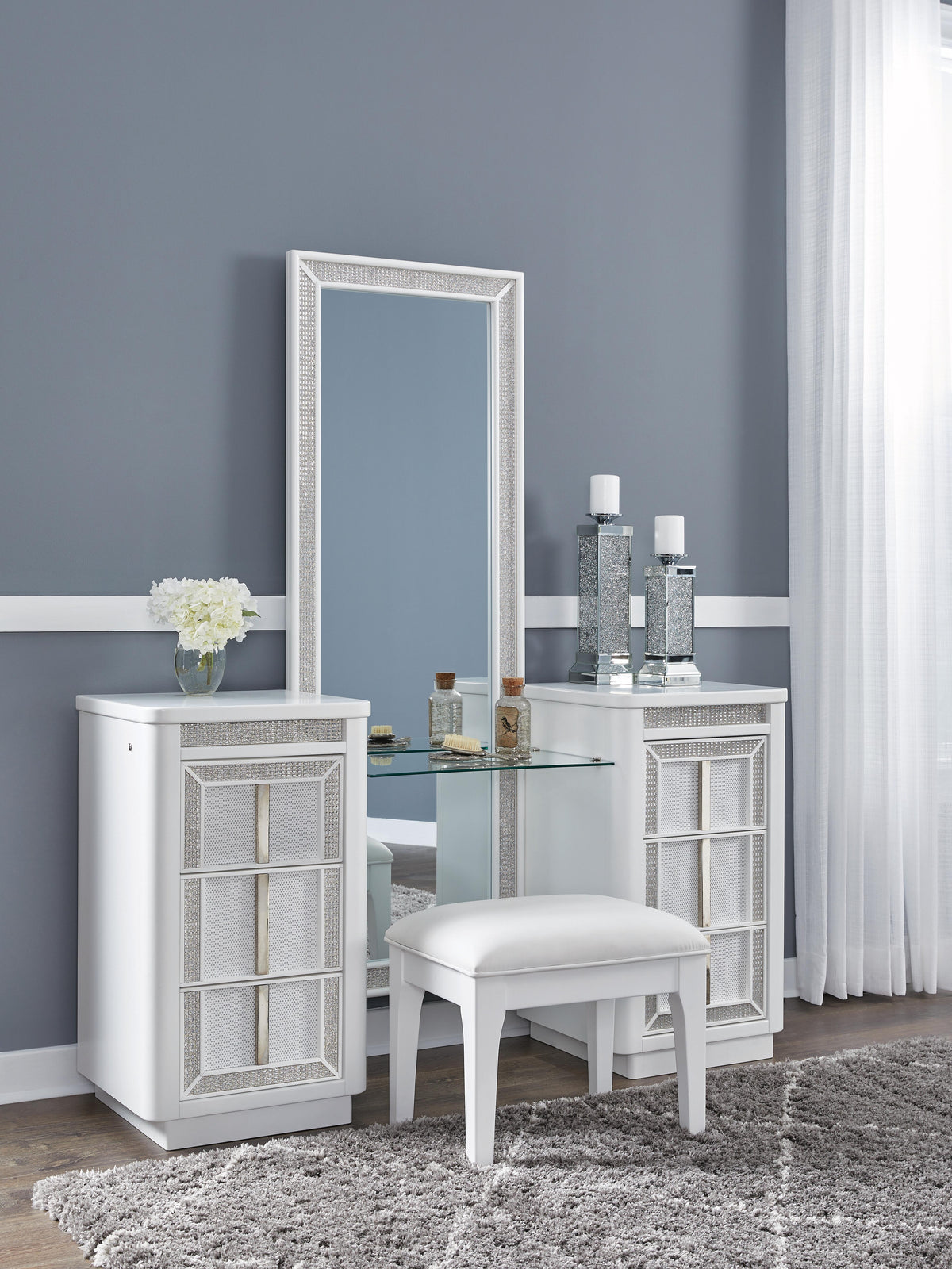 Chalanna Vanity with Mirror (Youth) - White  (B822-SI) - Image 4