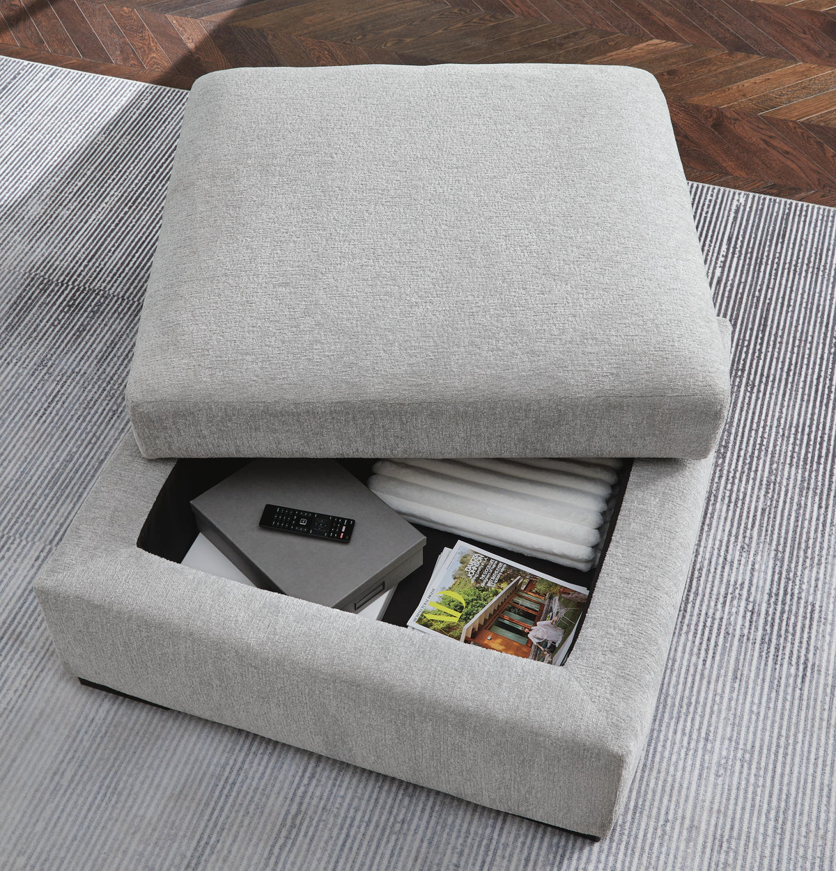 Gabyleigh Left-Arm Facing Sofa Chaise (20904-SI) - Image 23