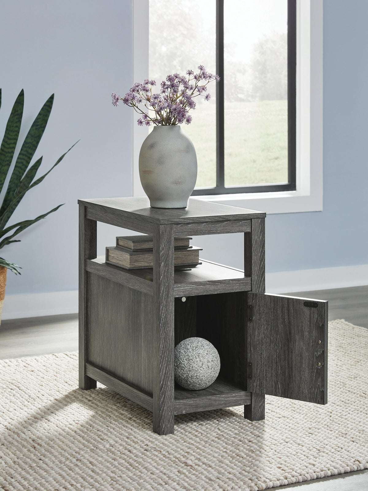 Fendenmore Chairside End Table - Brown/Gray  (T190-SI) - Image 7