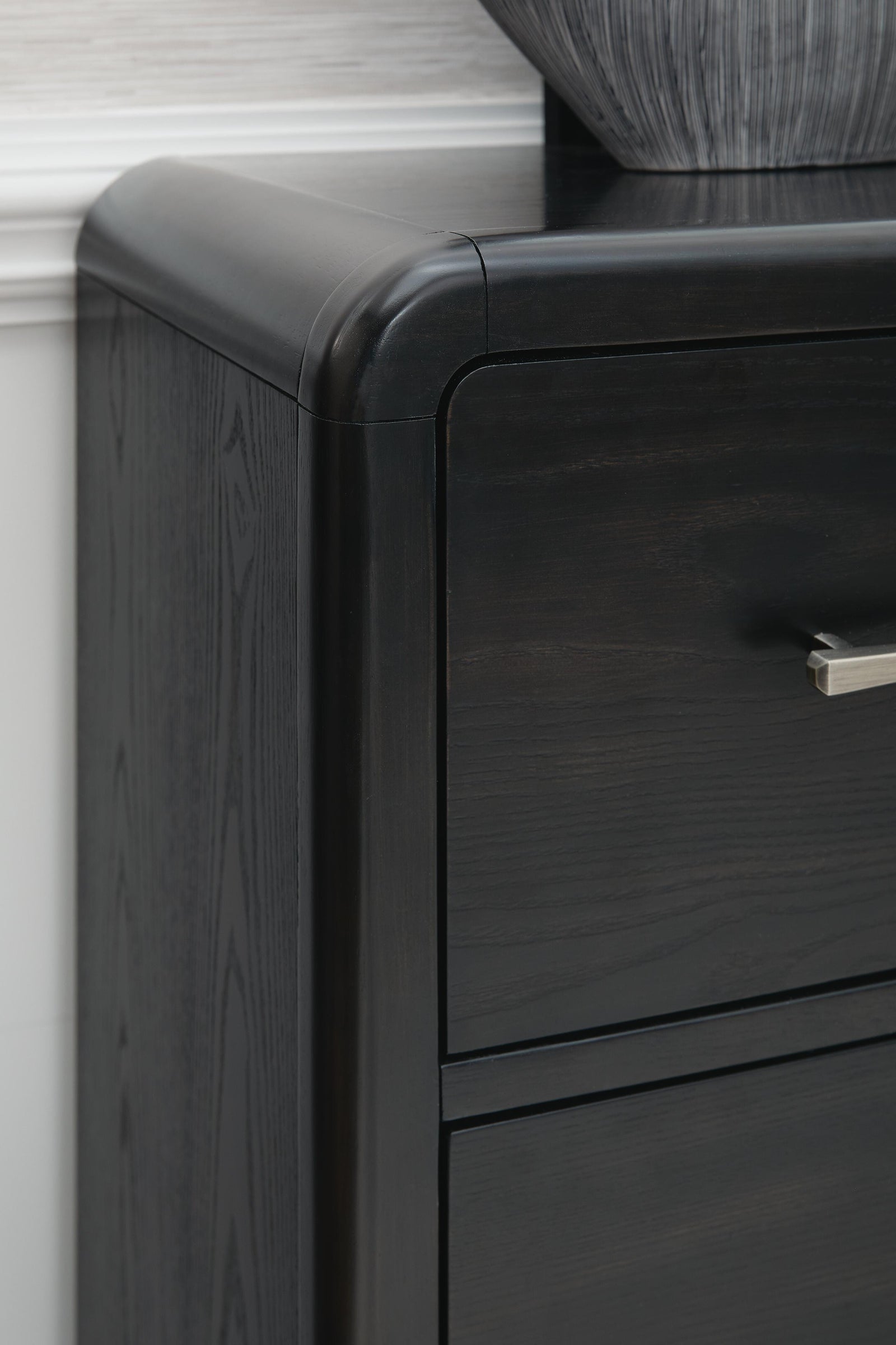 Rowanbeck Dresser - Black  (B821-SI) - Image 6