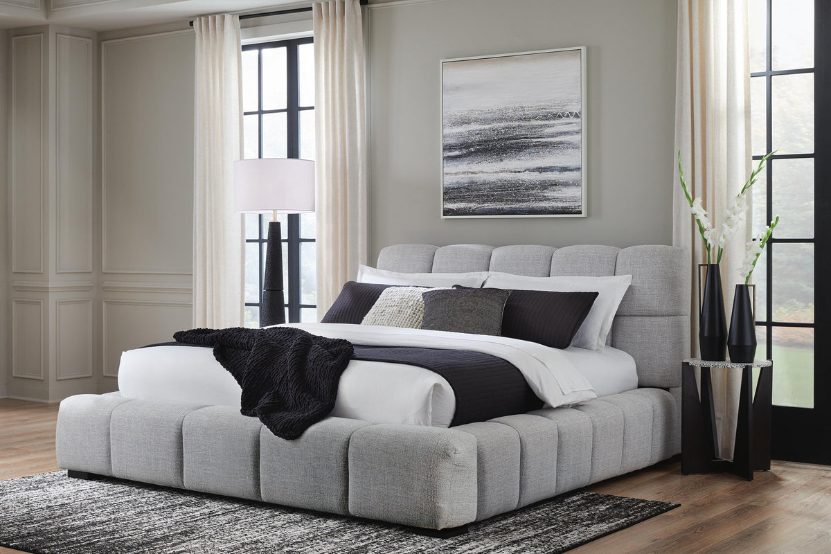 Grendusk Queen Upholstered Bed (PCB584-SI) - Image 4