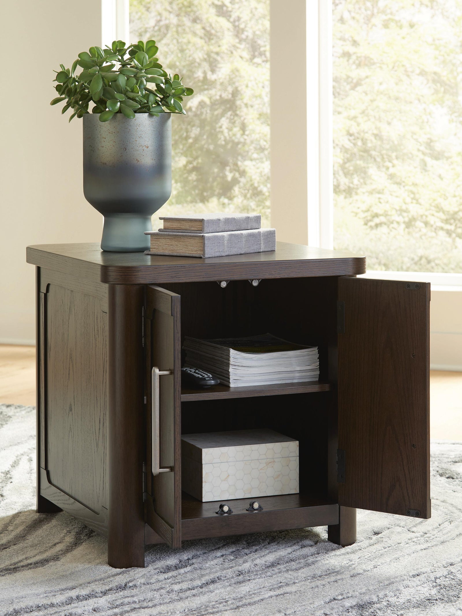 Breckington End Table - Dark Brown  (T678-SI) - Image 6
