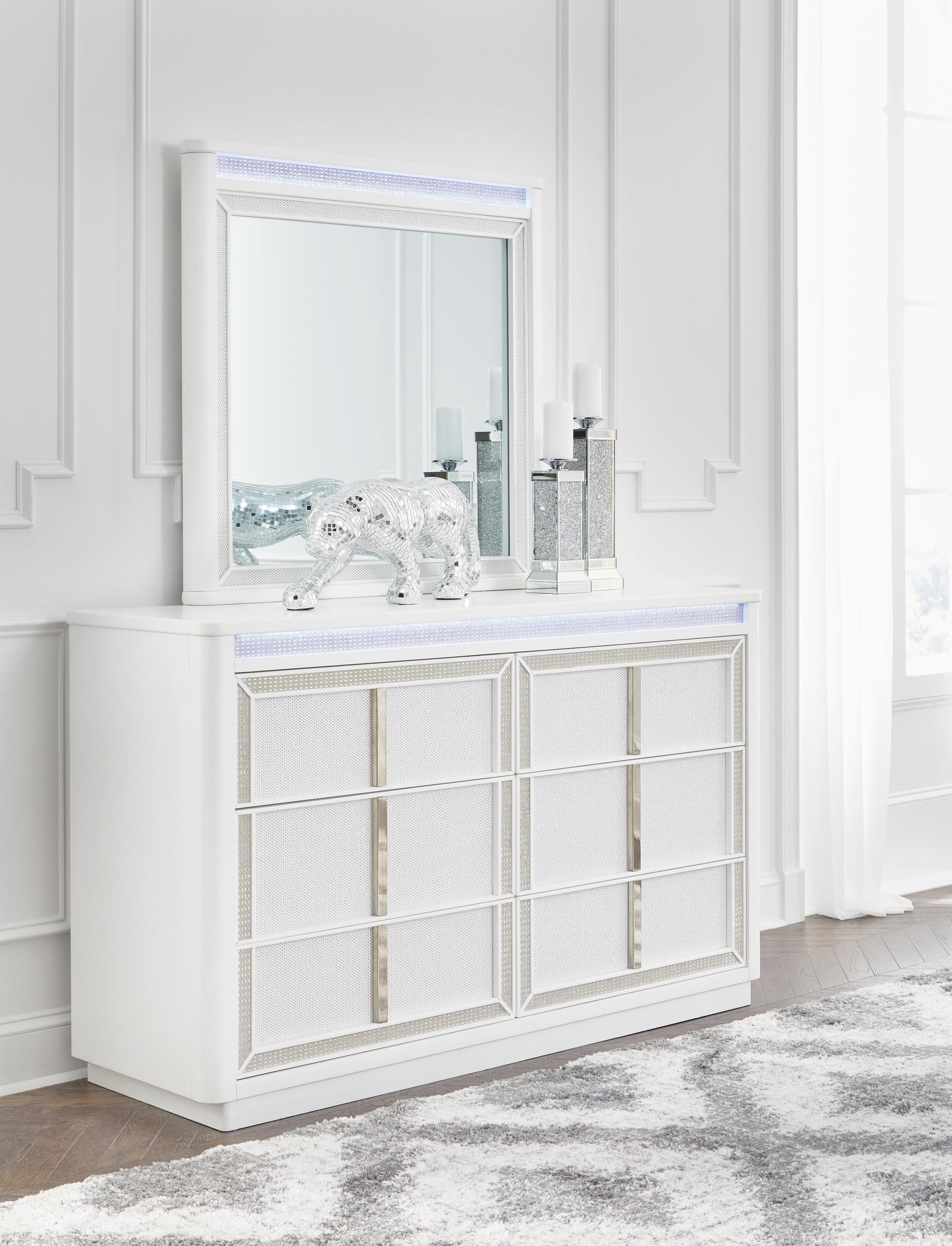 Chalanna Dresser and Mirror - White  (B822-SI) - Image 3