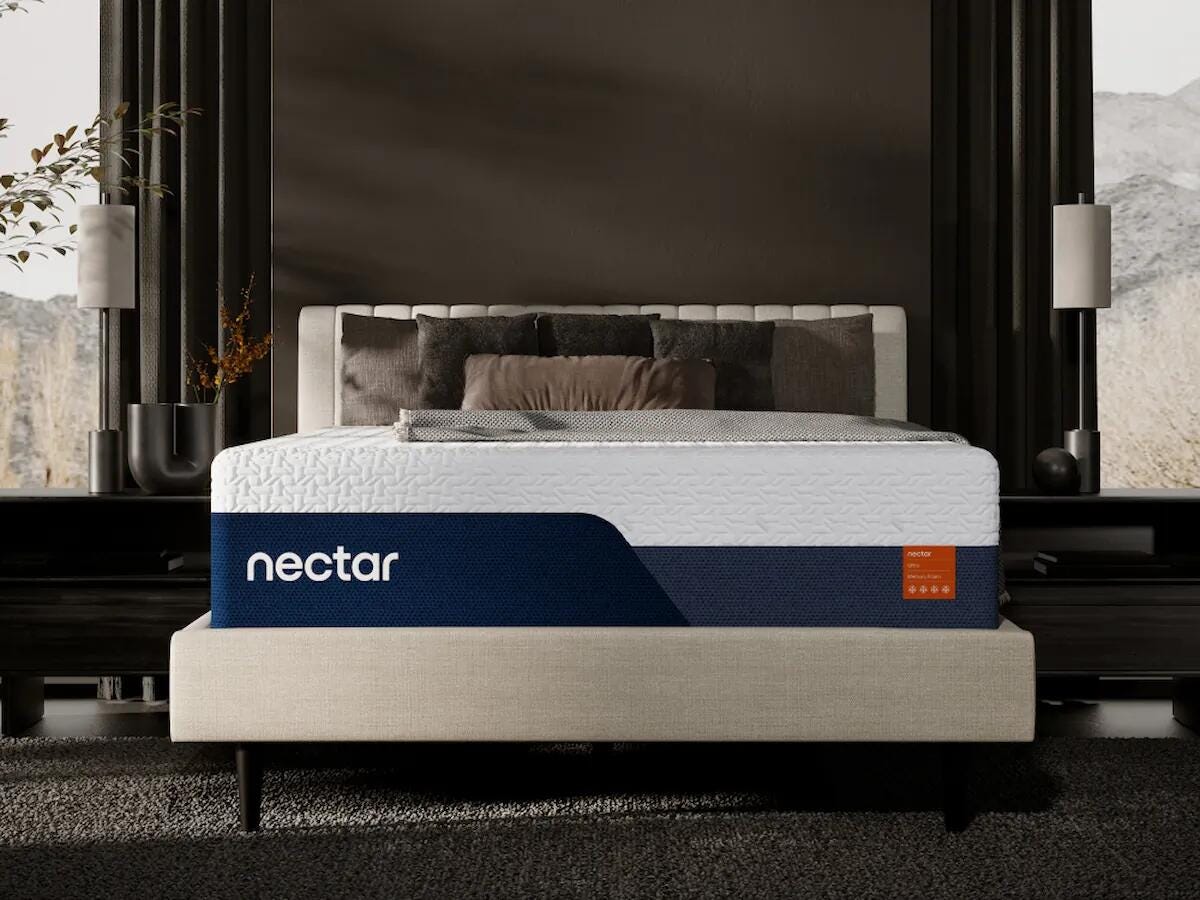 Nectar Ultra Memory Foam Twin XL Mattress with Bedding Bundle (M128-SI)