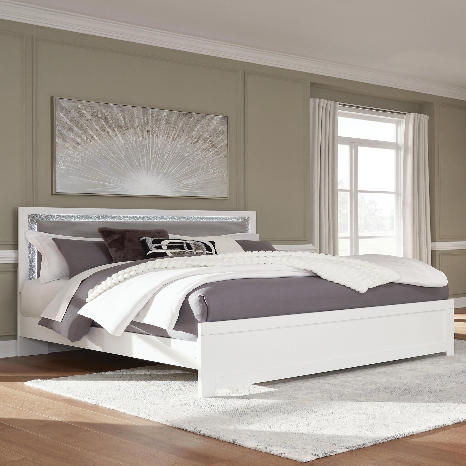 Maeling King Upholstered Panel Bed (PCB1119-SI) - Image 2
