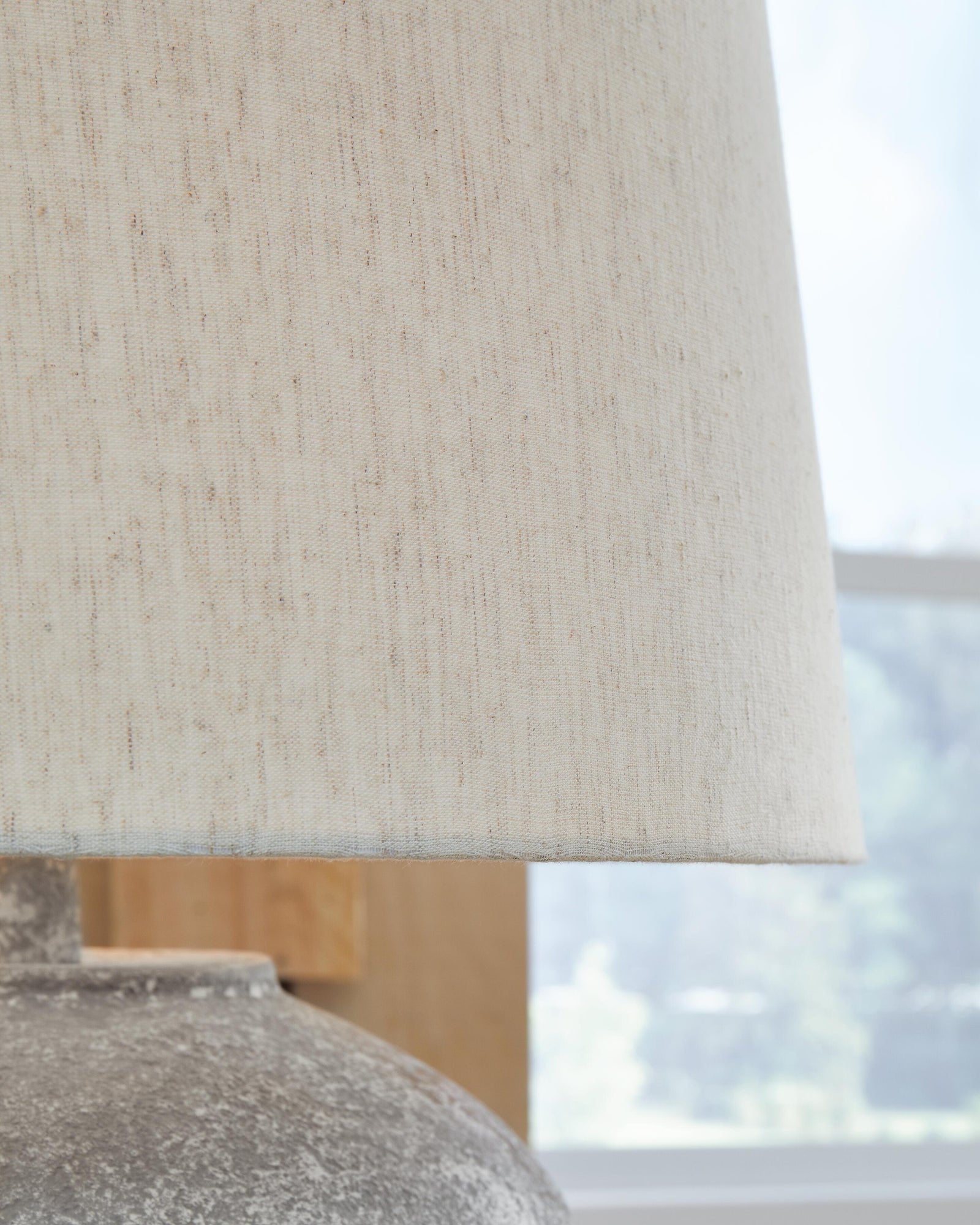 Dreward Table Lamp (L235694-SI) - Image 3