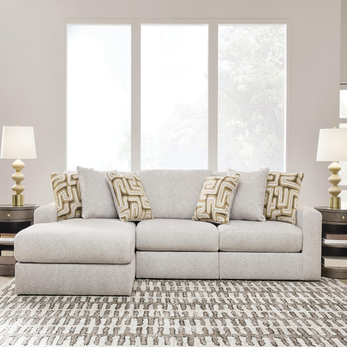 Kestrie 3-Piece Sectional Sofa Chaise (PC68706-SI)