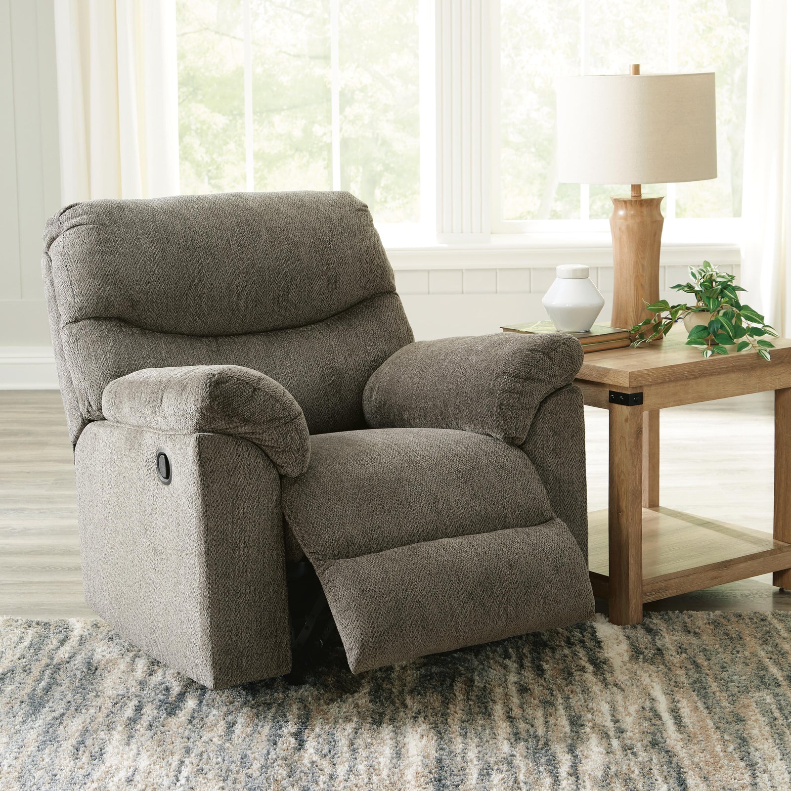 Alphons Reclining Sofa, Loveseat and Recliner (28201-SI) - Image 18