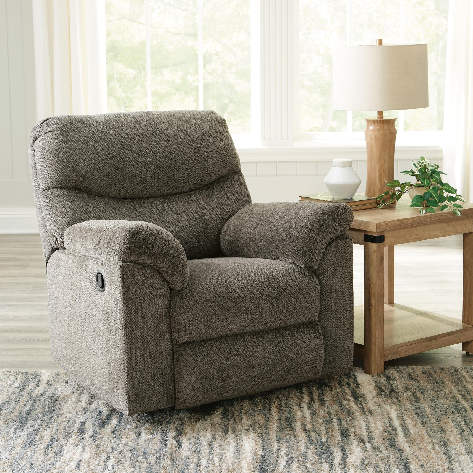 Alphons Reclining Sofa and Recliner (28201-SI) - Image 13