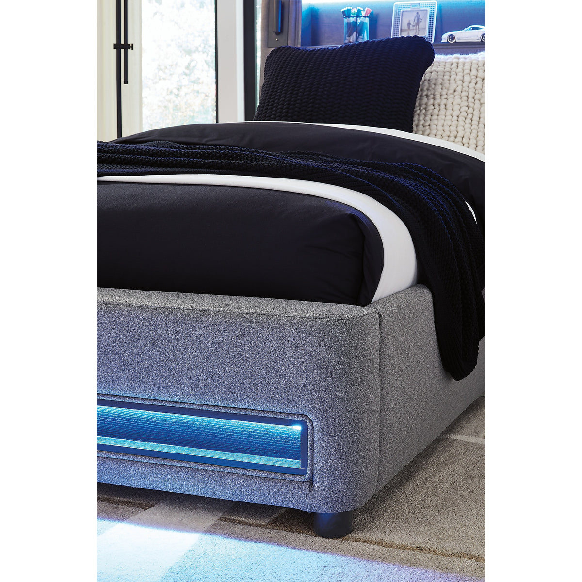Verishaw Twin Upholstered Bed (PCB2721-SI) - Image 16