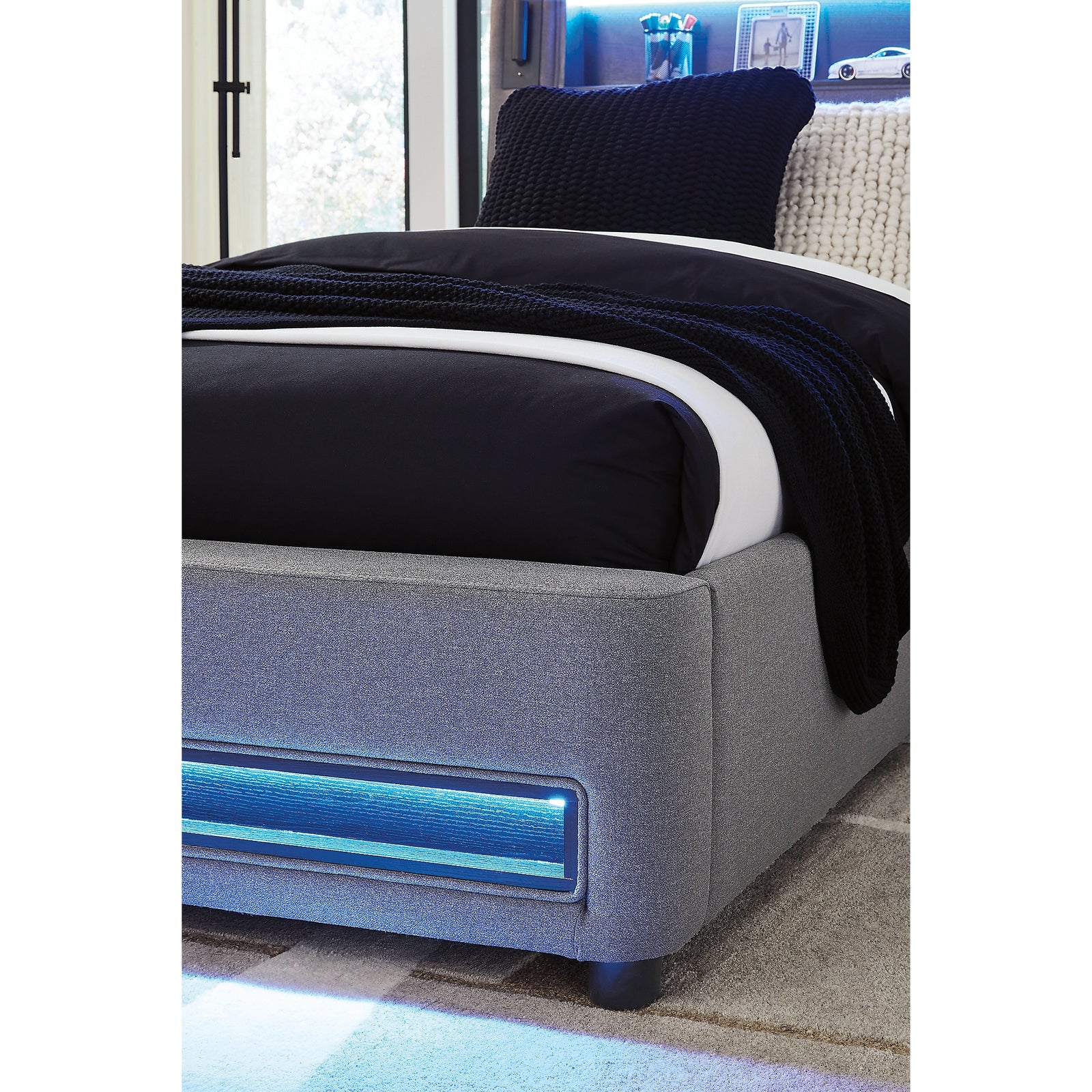 Verishaw Twin Upholstered Bed (PCB2721-SI) - Image 16