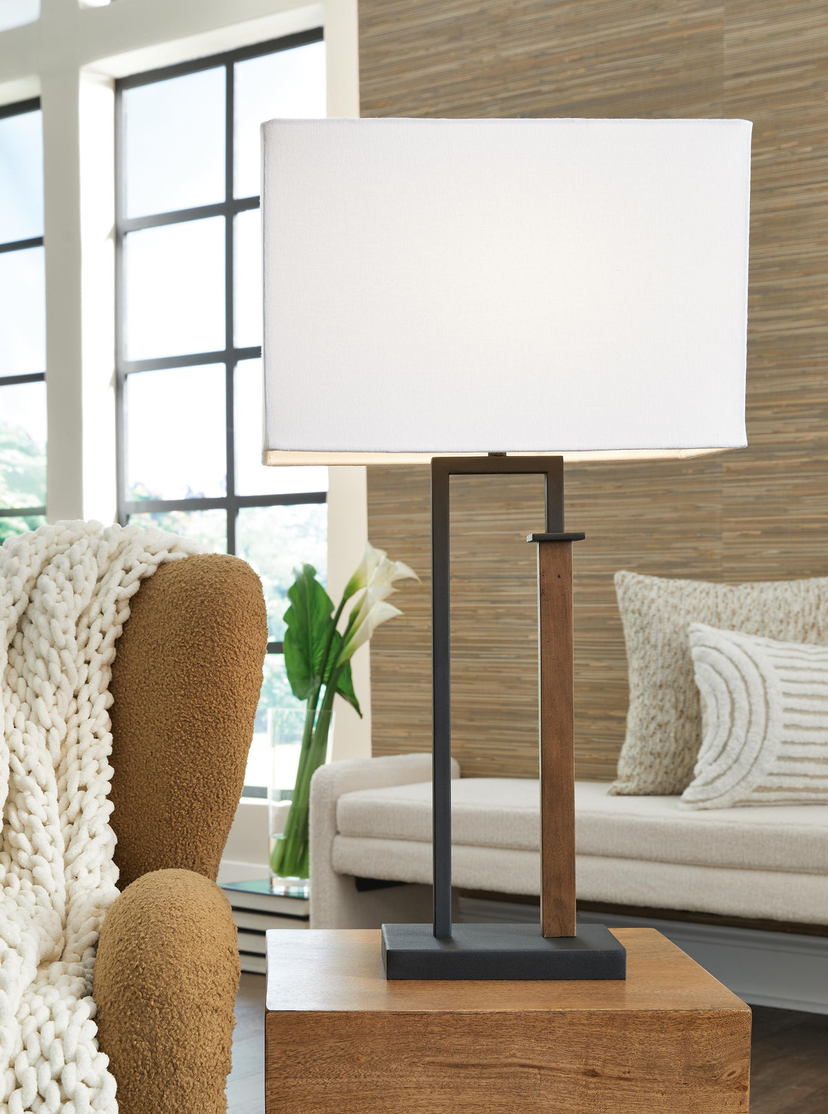 Voslen Table Lamp (Set of 2) (L204554-SI) - Image 2