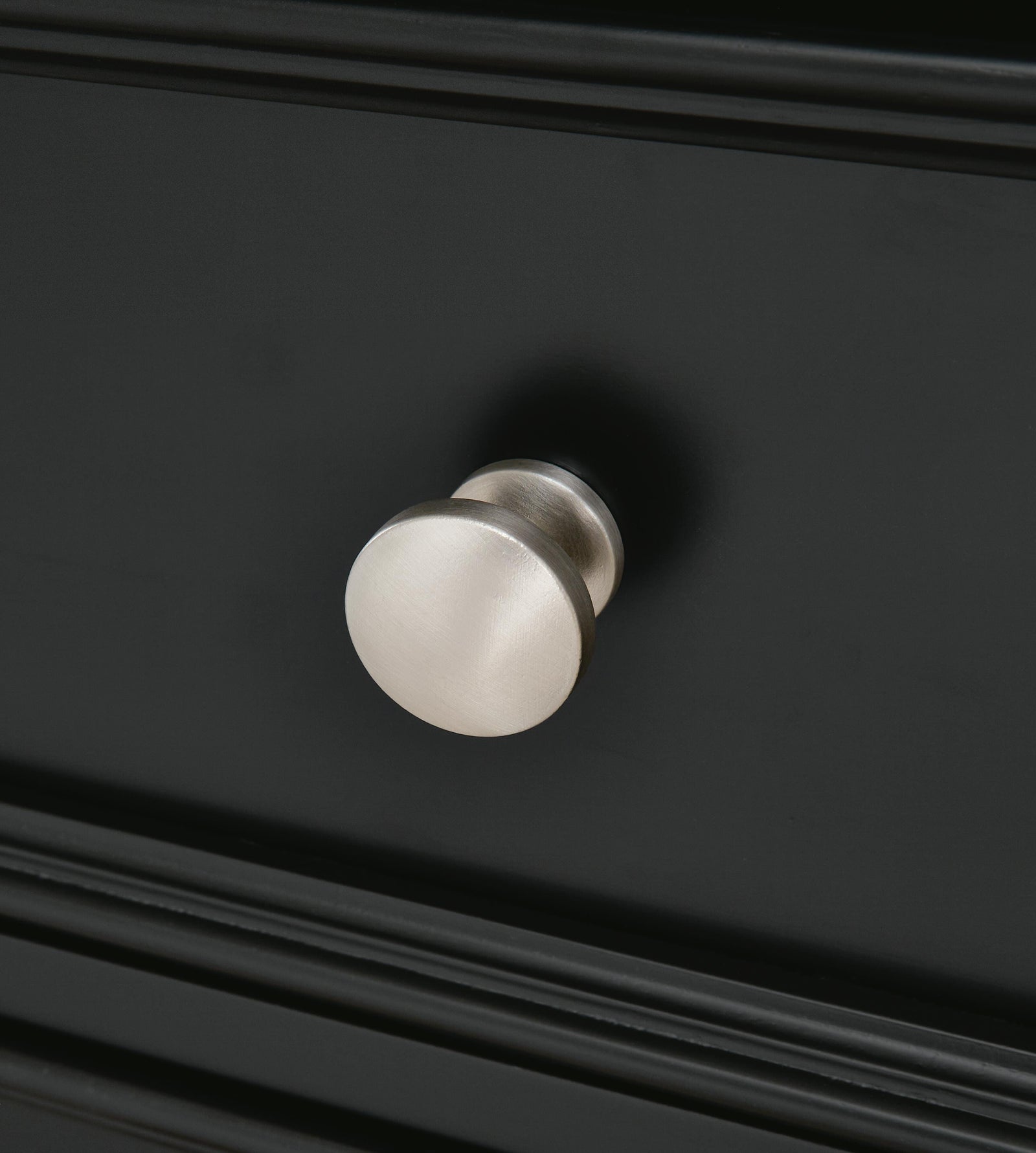Lanolee Panel Bed and Chest - Black  (B687-SI) - Image 20
