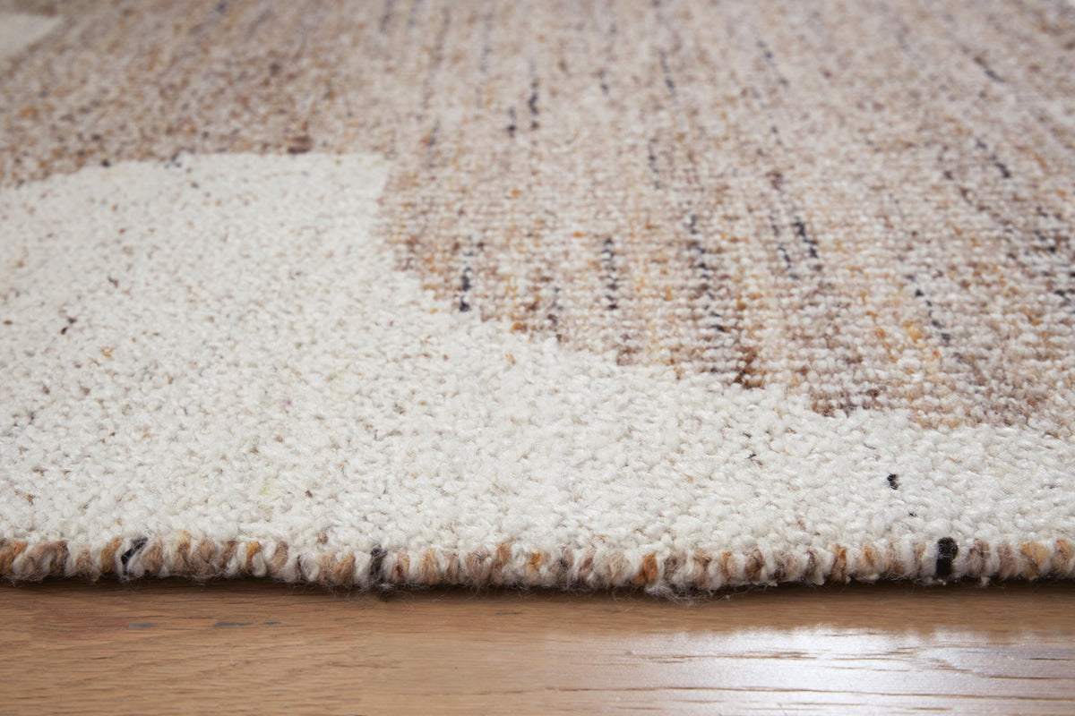 Brynnfield 8 x 10 Rug (R40637-SI) - Image 3