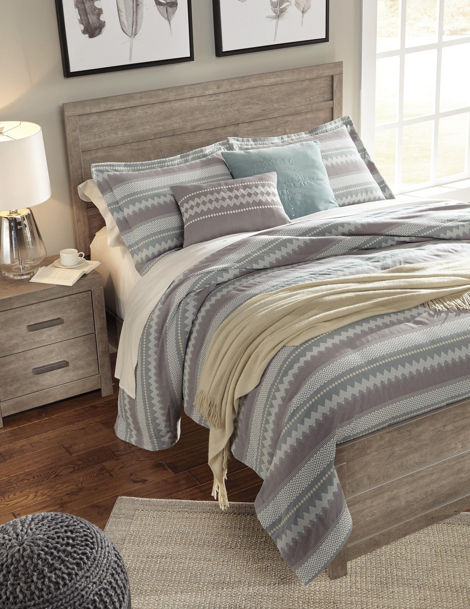 Culverbach Panel Bed - Gray  (B070-SI) - Image 3