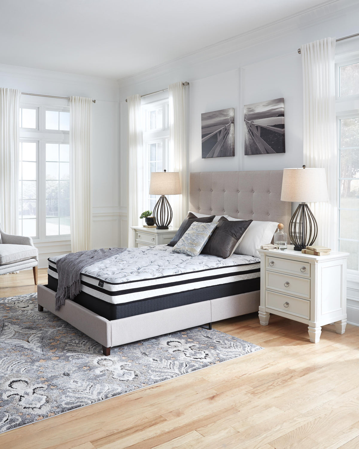 8 Inch Chime Innerspring King Mattress in a Box (M695-SI) - Image 11