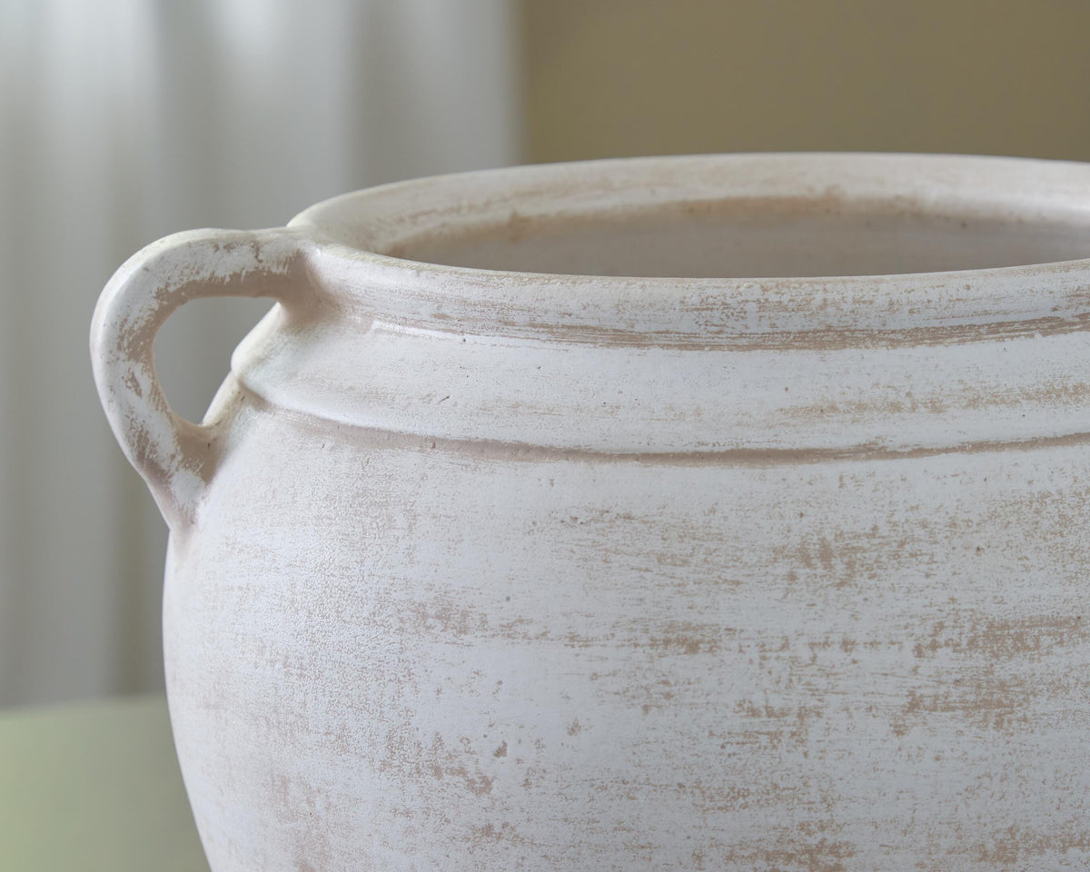 Meadie Vase (A2000787-SI) - Image 4