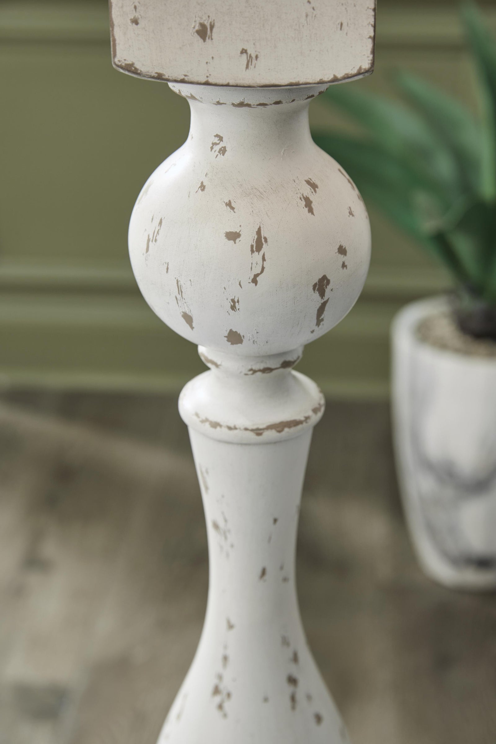 Madsbrook Floor Lamp (L235921-SI) - Image 3