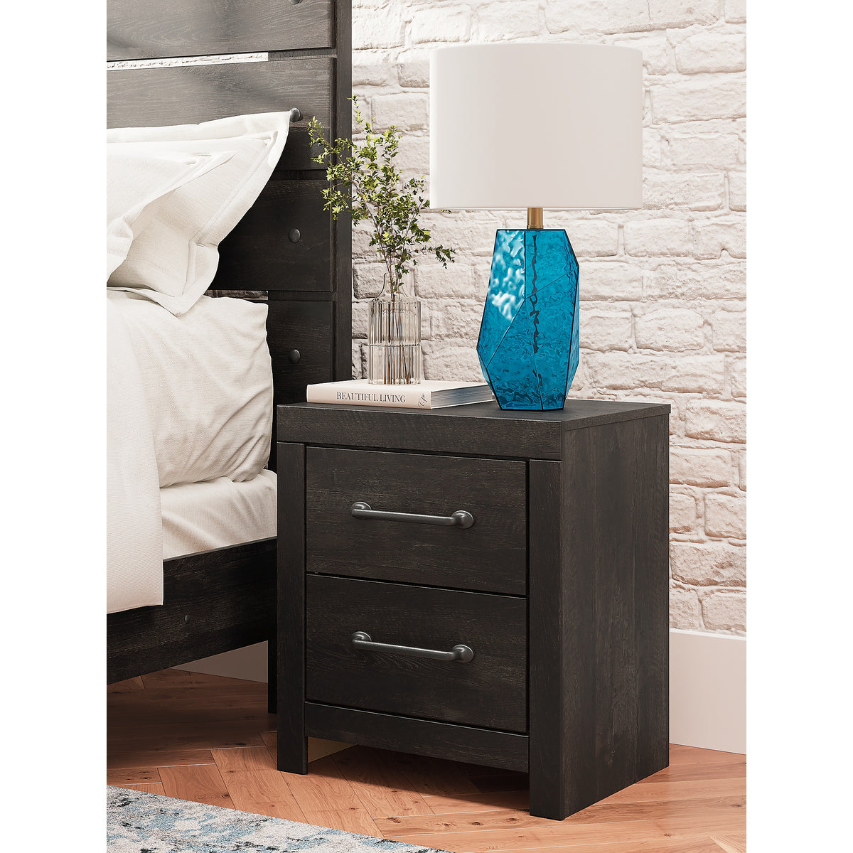 Hollivern Queen Panel Bed, Dresser, Mirror and Nightstand (PCB2108-SI) - Image 25