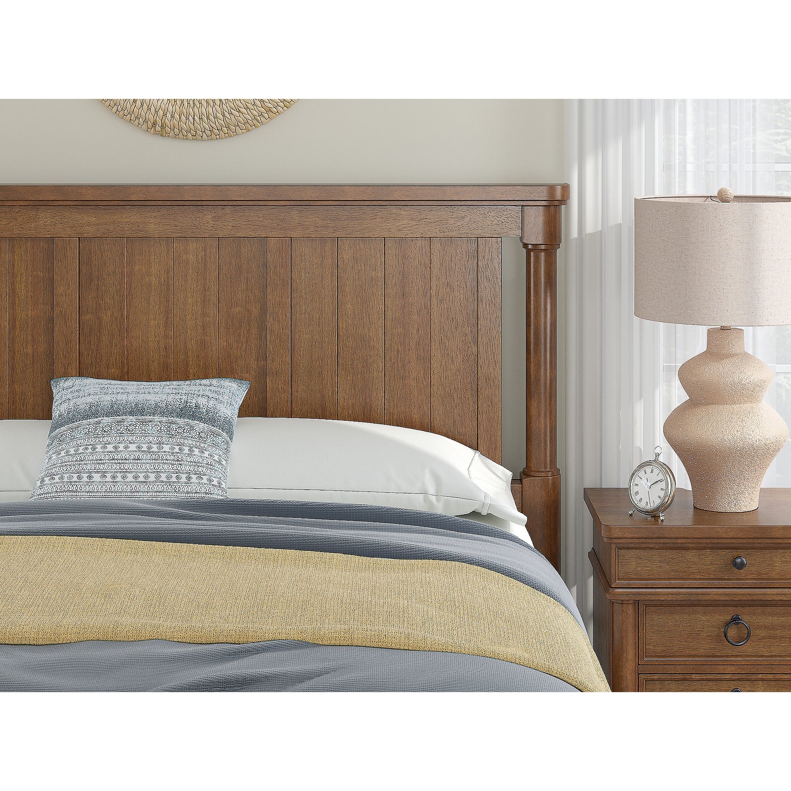 Rowlenstown California King Poster Bed (PCB824-SI) - Image 8