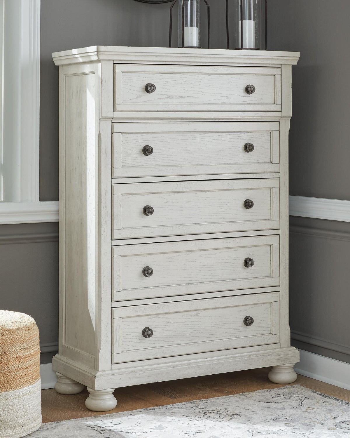Robbinsdale Chest of Drawers - Antique White  (B742-SI) - Image 6