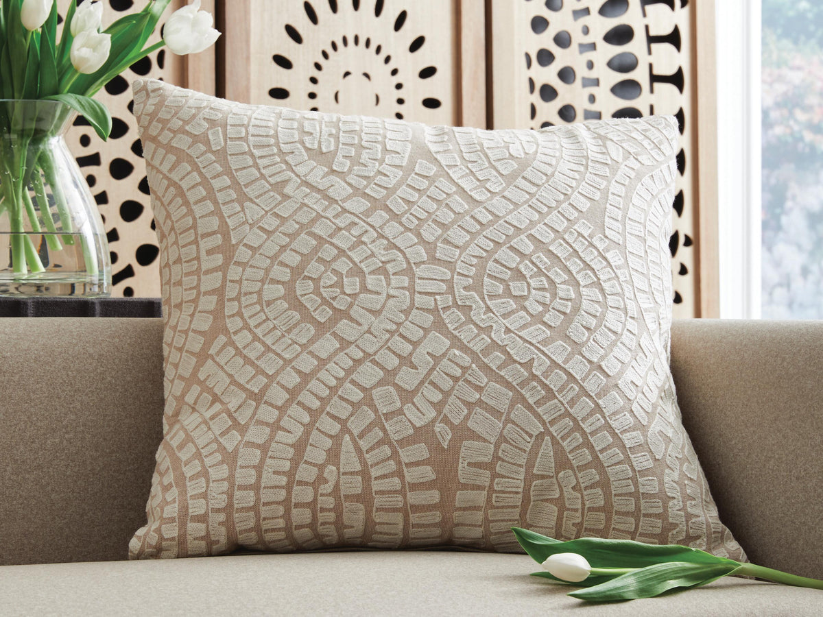 Cortlen Pillow (Set of 4) (A1001122-SI) - Image 2