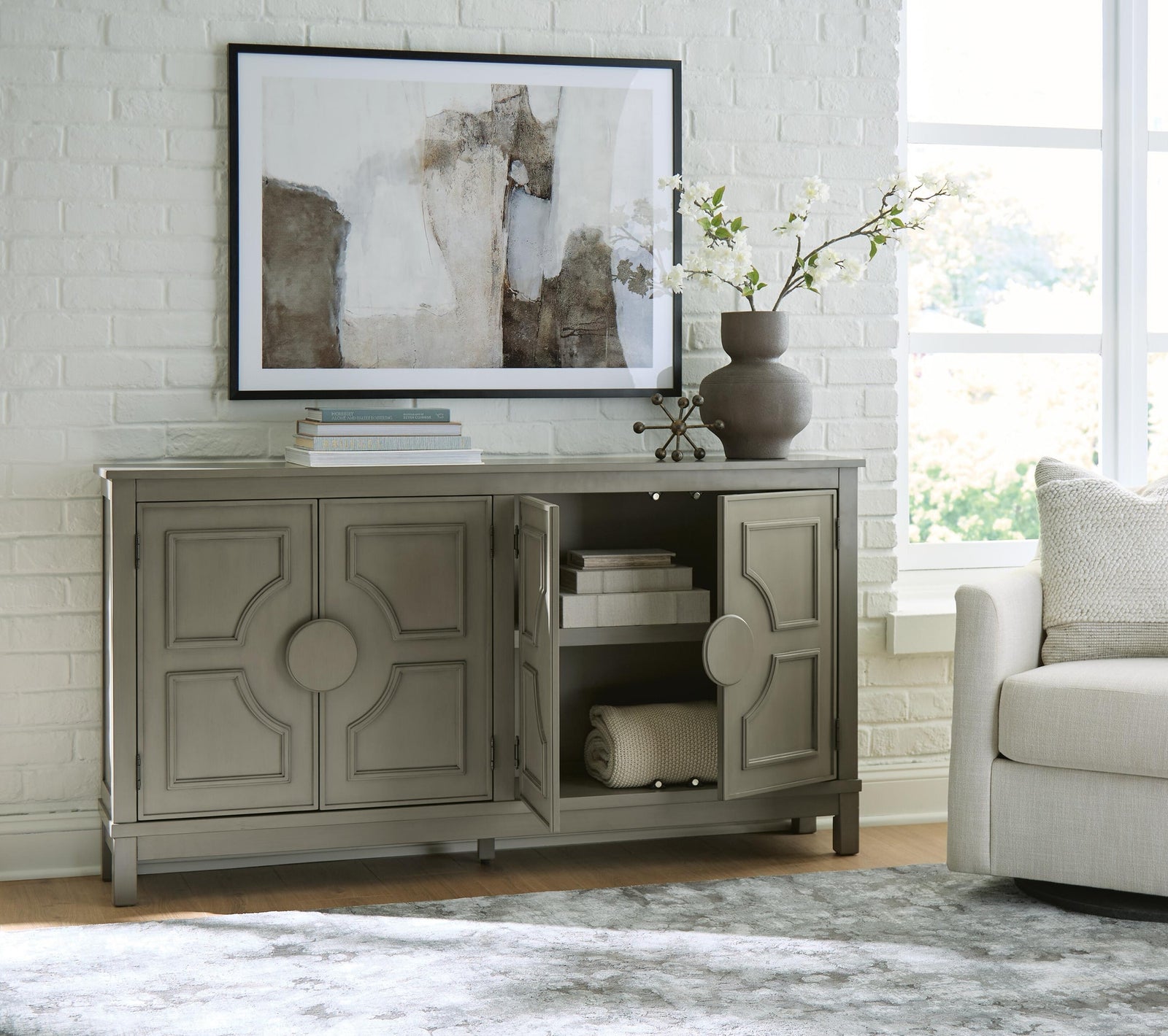 Darlock Accent Cabinet (A4000738-SI) - Image 7