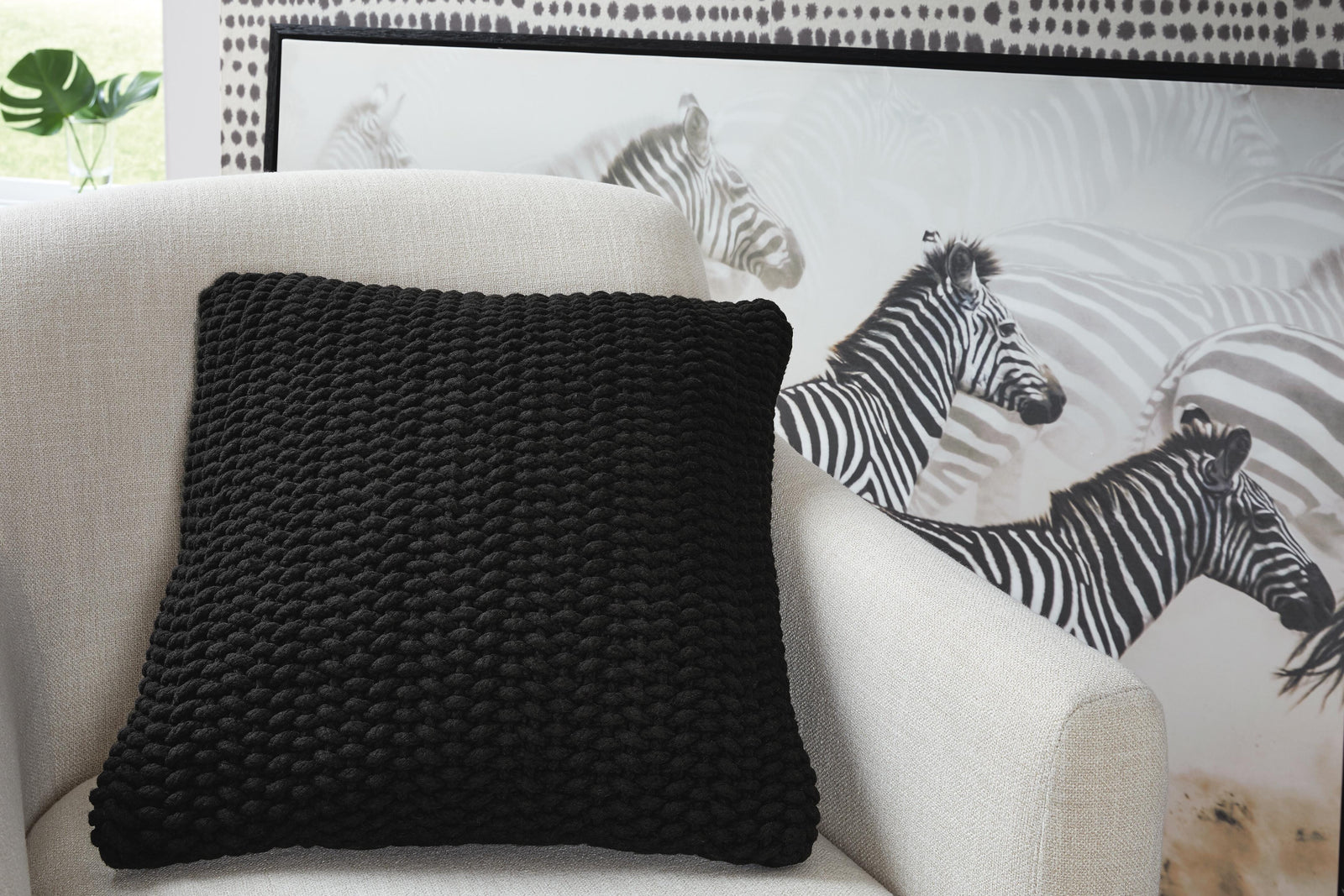 Renemore Pillow (A1000475-SI) - Image 5