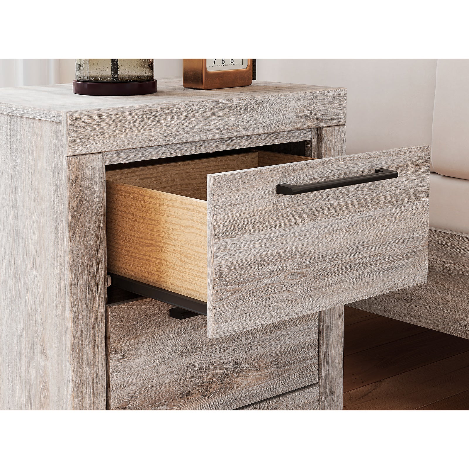 Broachmyn Queen Panel Bed, Dresser and Nightstand (PCB1120-SI) - Image 29