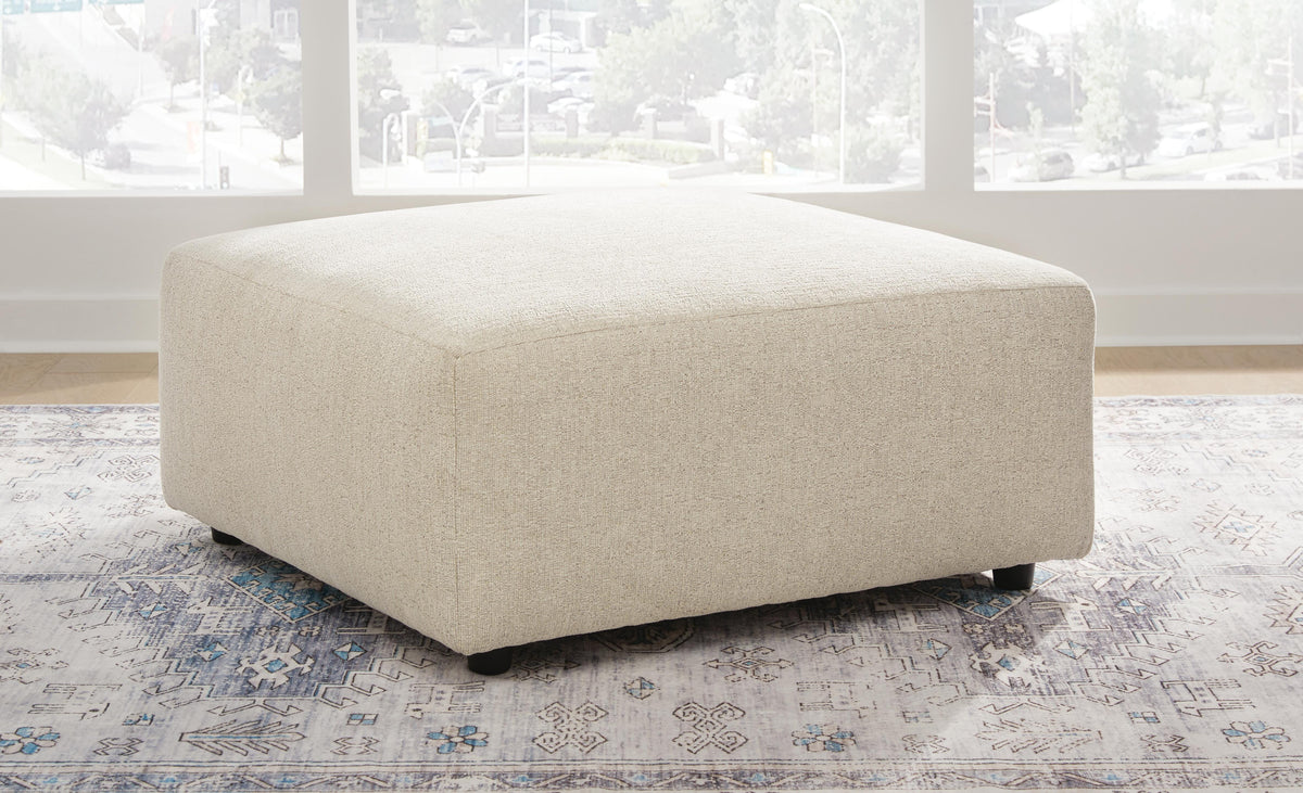 Edenfield Right-Arm Facing Sofa with Corner Wedge (29004-SI) - Image 16