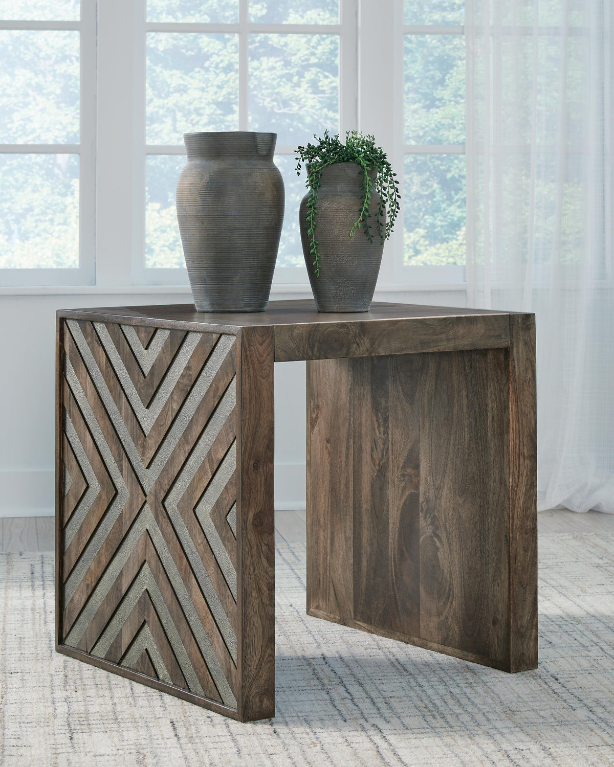 Dreggan End Table - Brown  (T567-SI) - Image 4