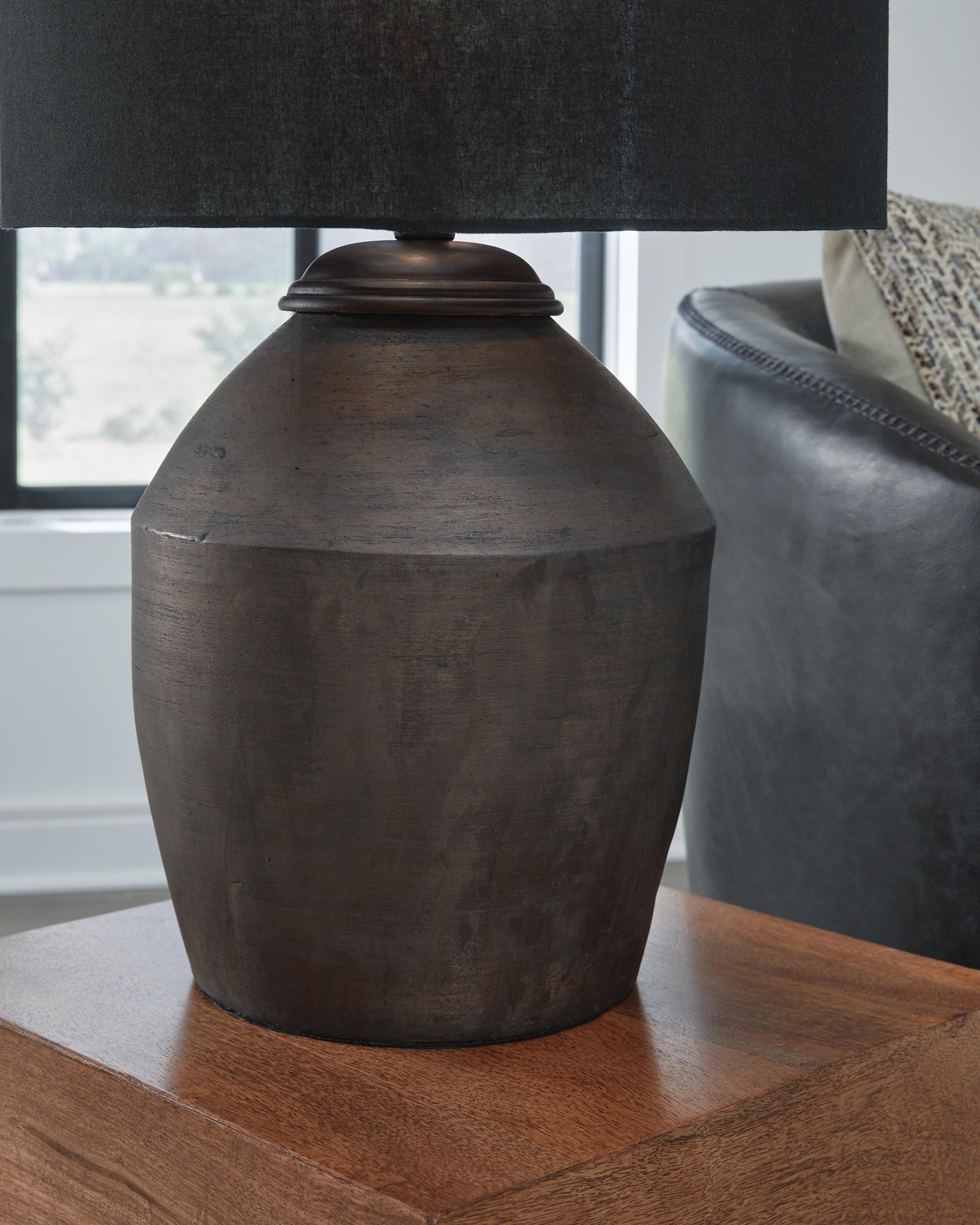 Naareman Table Lamp (L100804-SI) - Image 4