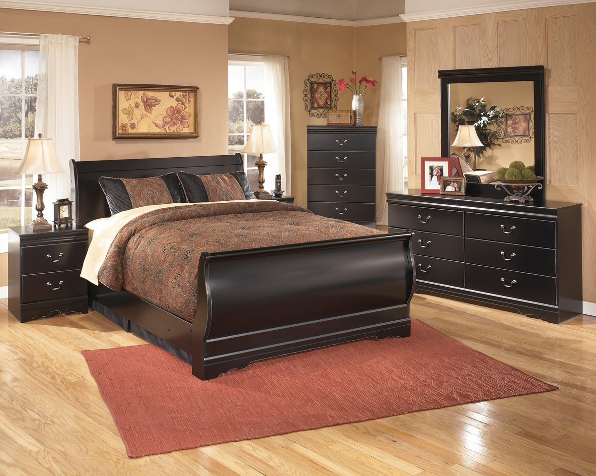 Huey Vineyard Sleigh Bed, Dresser, Mirror, Chest, and 2 Nightstands - Black  (B128-SI) - Image 7