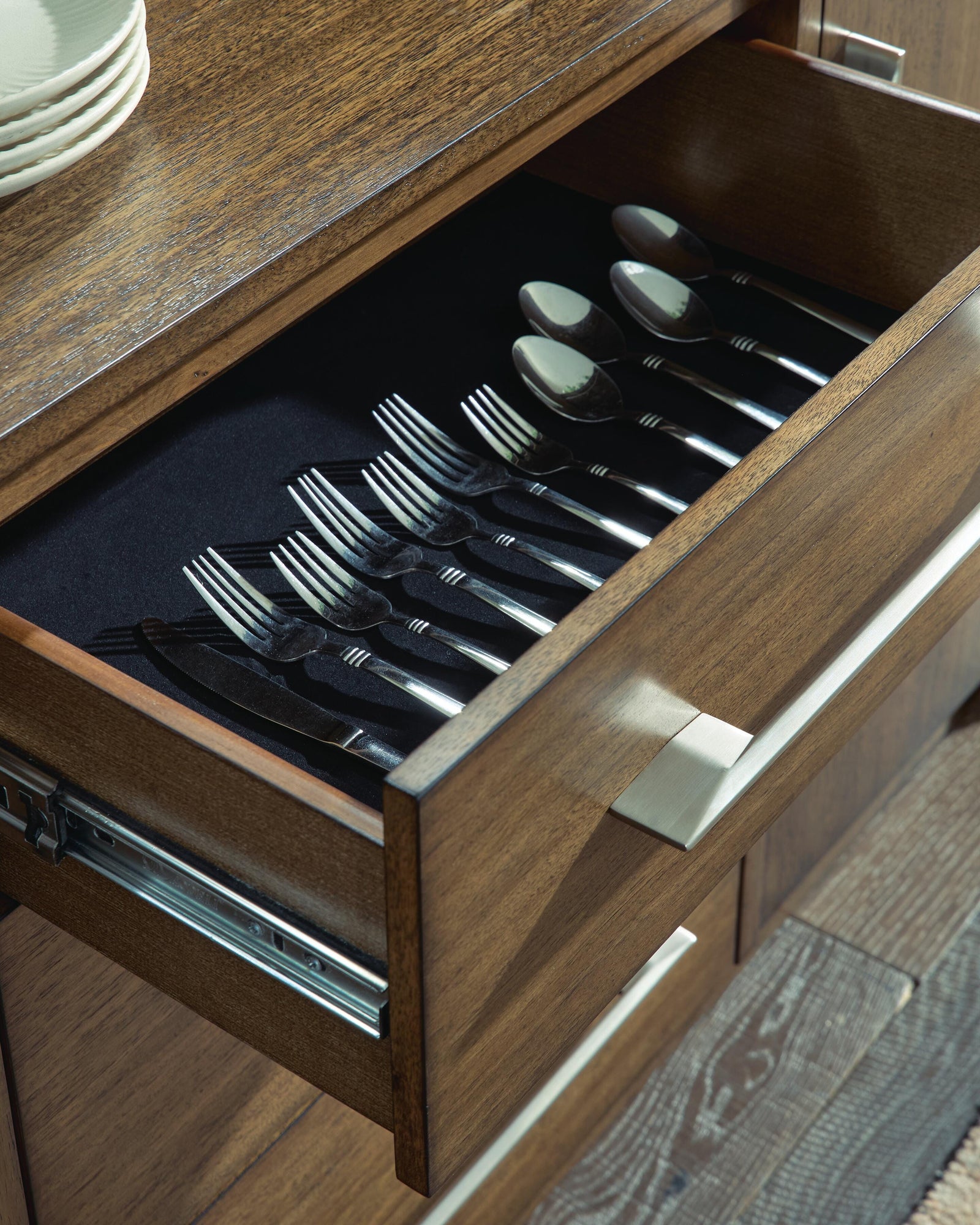 Marxmore Dining Set (D863-SI) - Image 6
