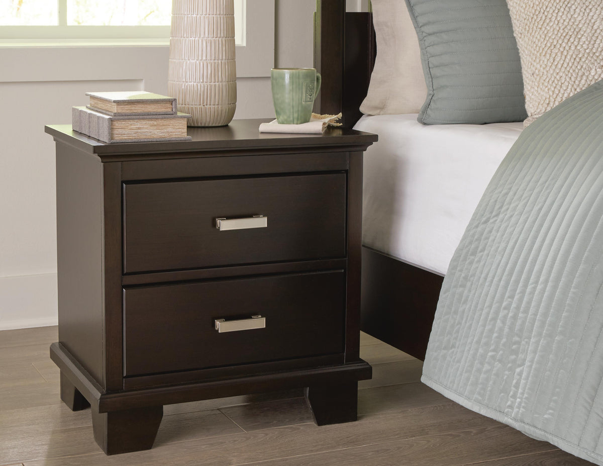 Covetown Panel Bed, Dresser, Mirror, Chest and Nightstand - Dark Brown  (B441-SI) - Image 25