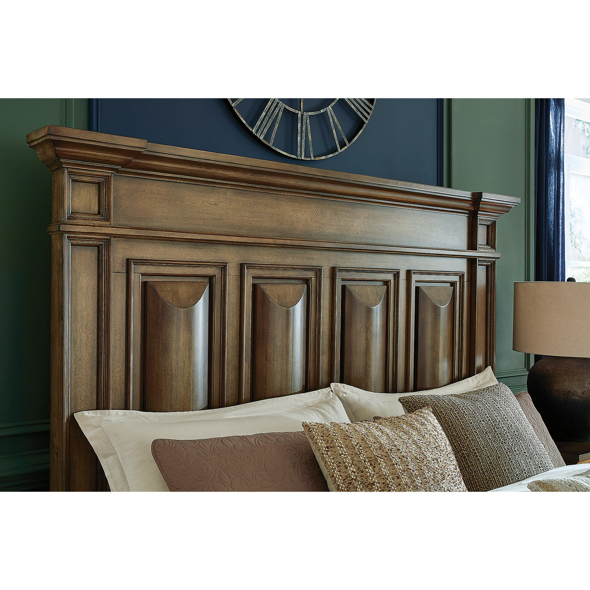 Frantanna King Panel Bed (PCB949-SI) - Image 6