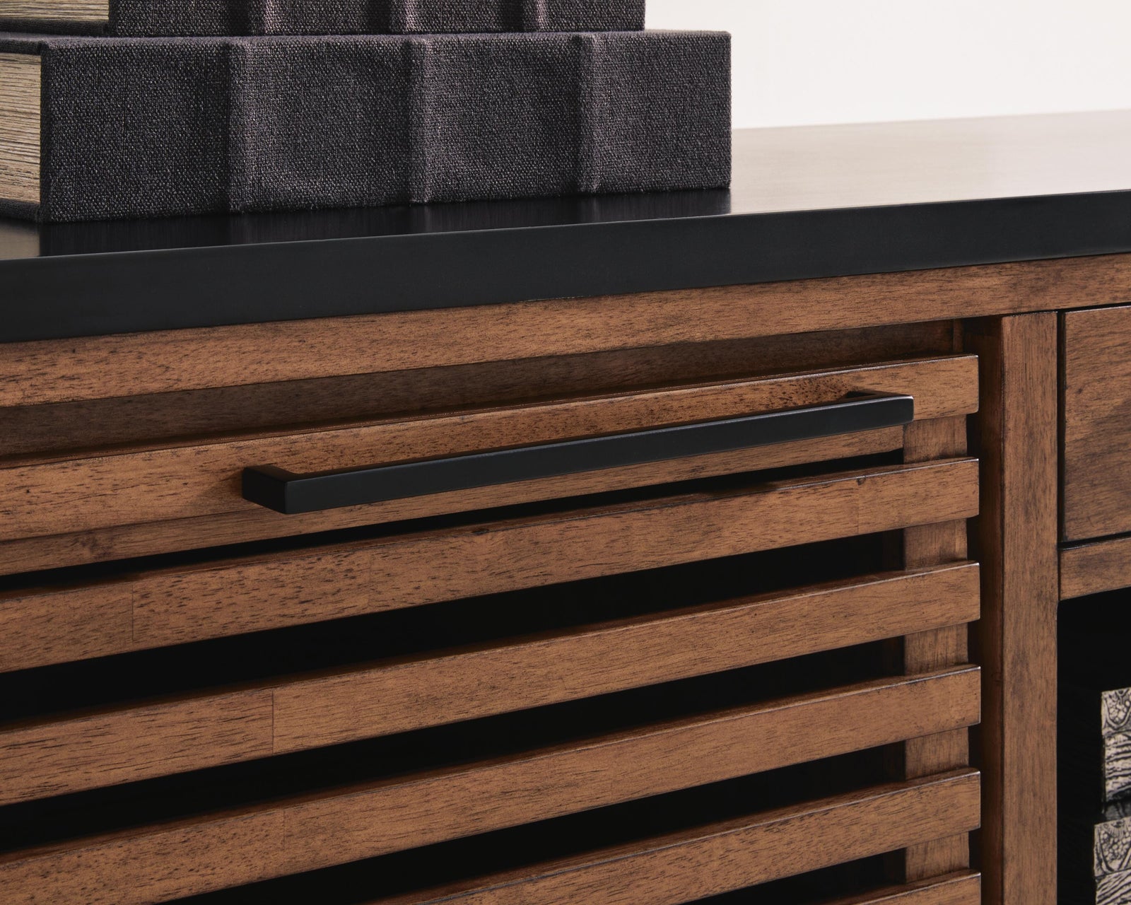 Kallari Credenza (H737-SI) - Image 7