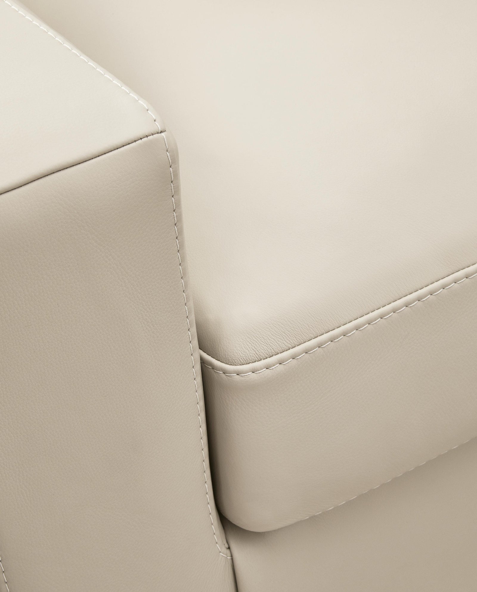 Treasure Trove Oversized Chair (19304-SI) - Image 10