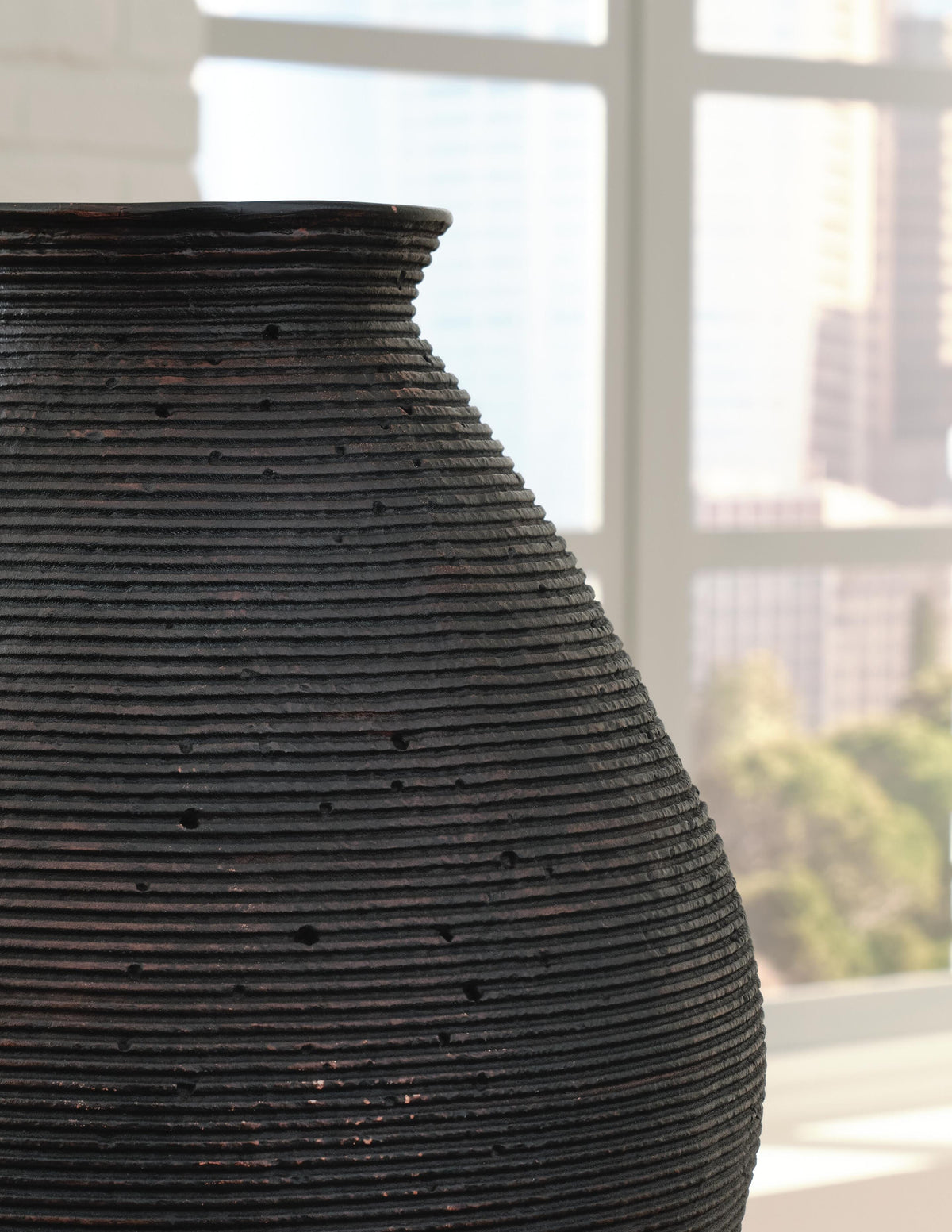 Hannela Vase (A2000512-SI) - Image 3