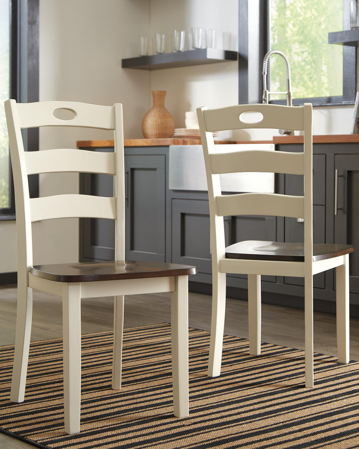 Woodanville Dining Chair (Set of 2) (D335-SI)