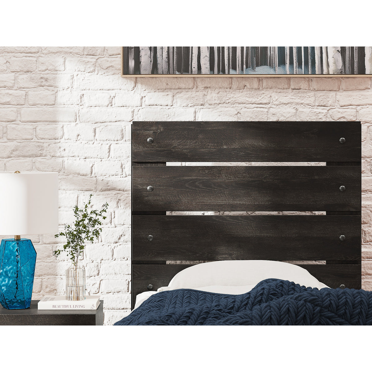Hollivern Full Panel Bed, Dresser and Mirror (PCB2108-SI) - Image 18