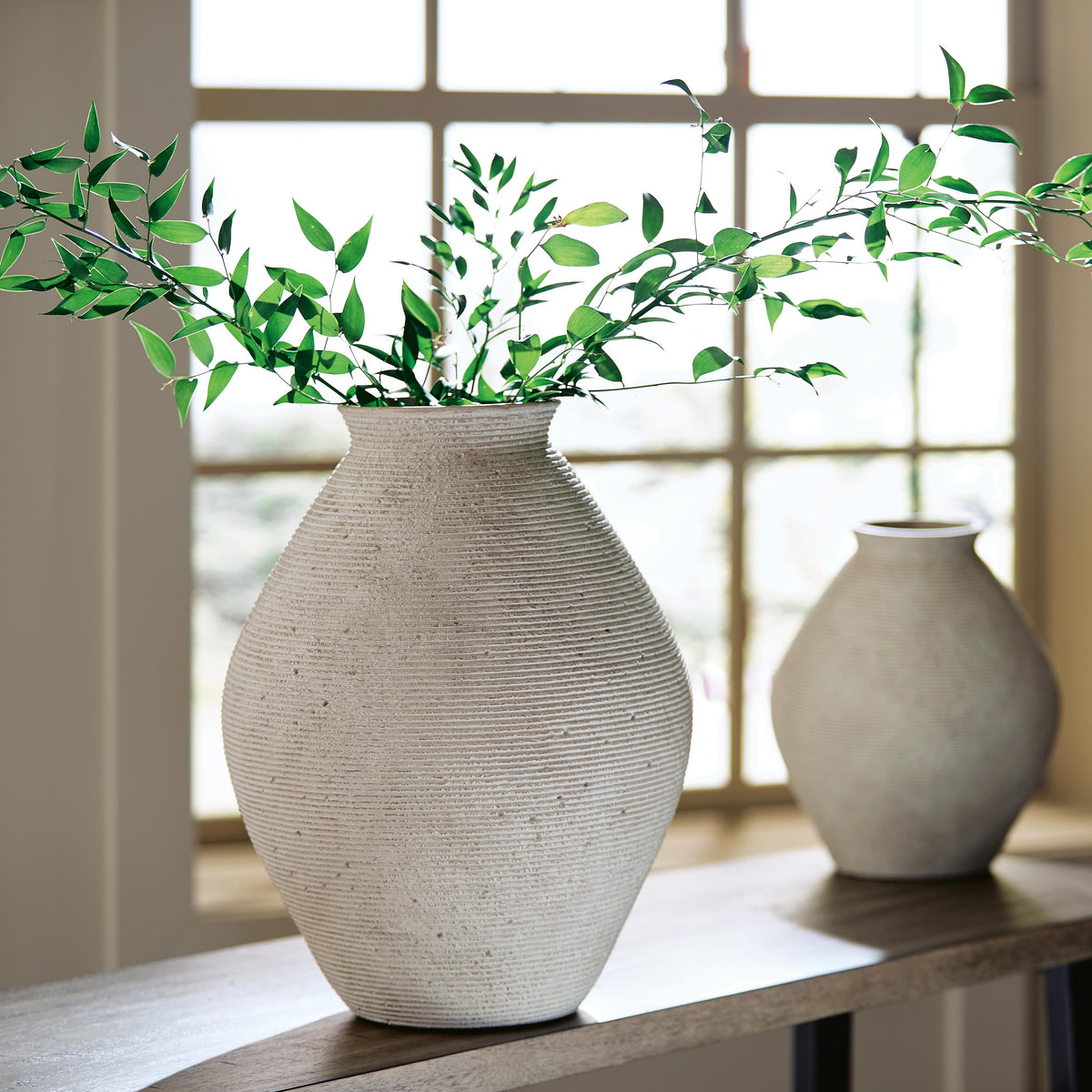 Hannela Vase (A2000514-SI) - Image 2