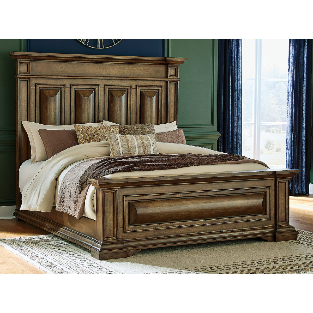 Frantanna King Panel Bed (PCB949-SI) - Image 2
