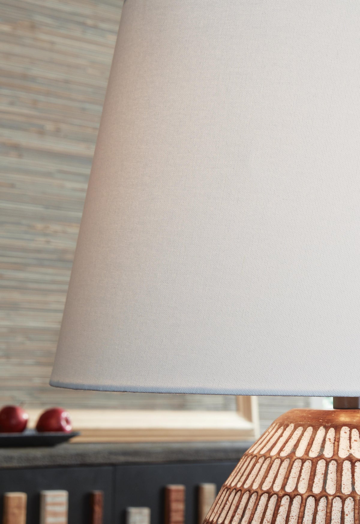 Darrich Table Lamp (L235804-SI) - Image 3