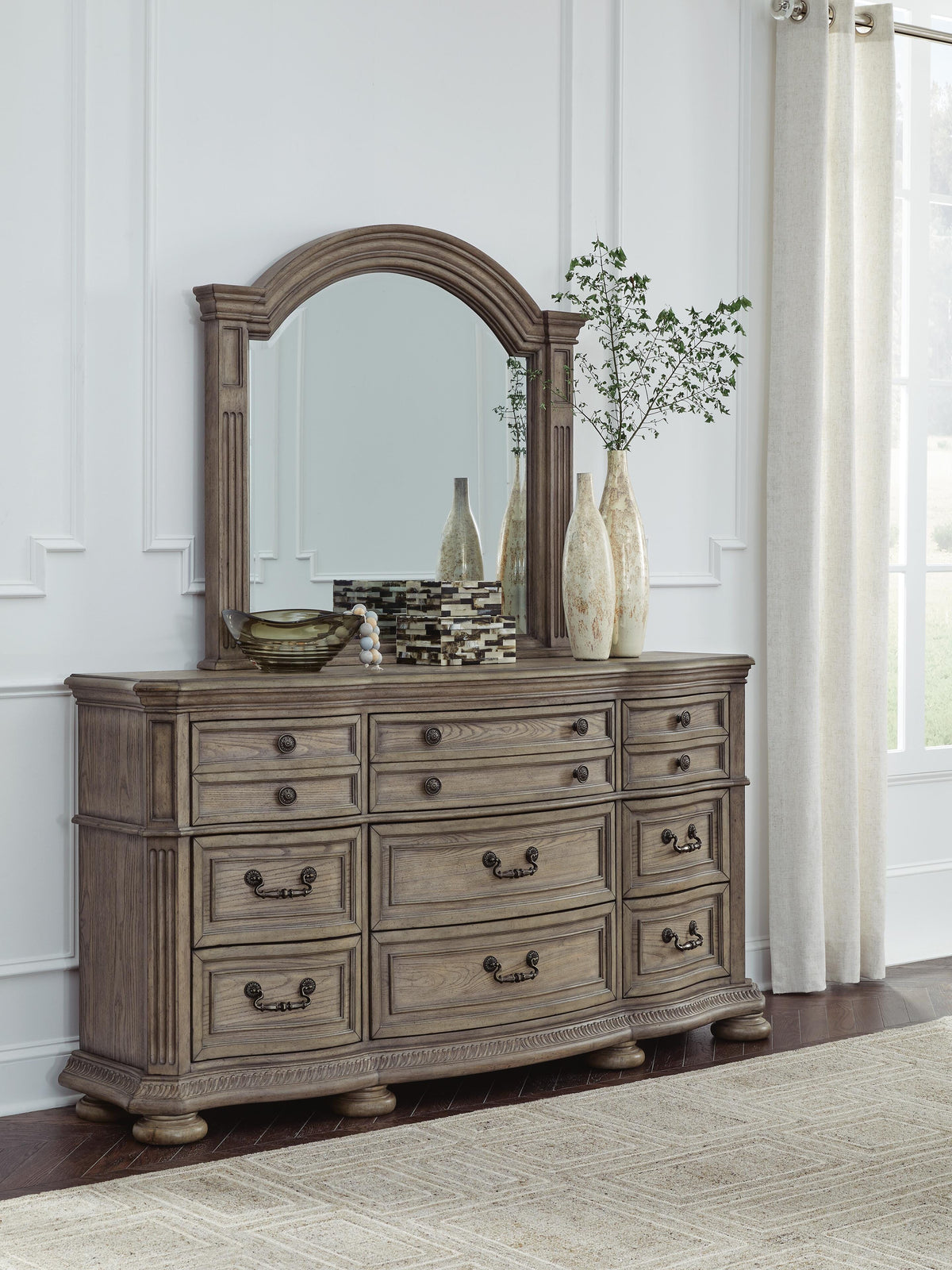 Ardenfield Upholstered Sleigh Bed, Dresser and Mirror (B944-SI) - Image 7