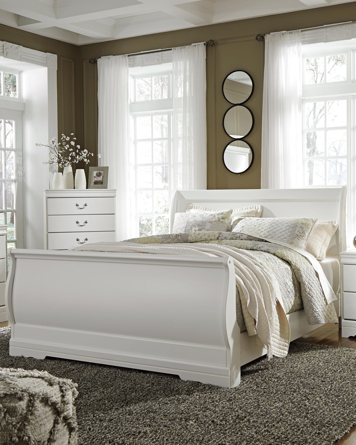 Anarasia Sleigh Headboard - White  (B129-SI) - Image 7