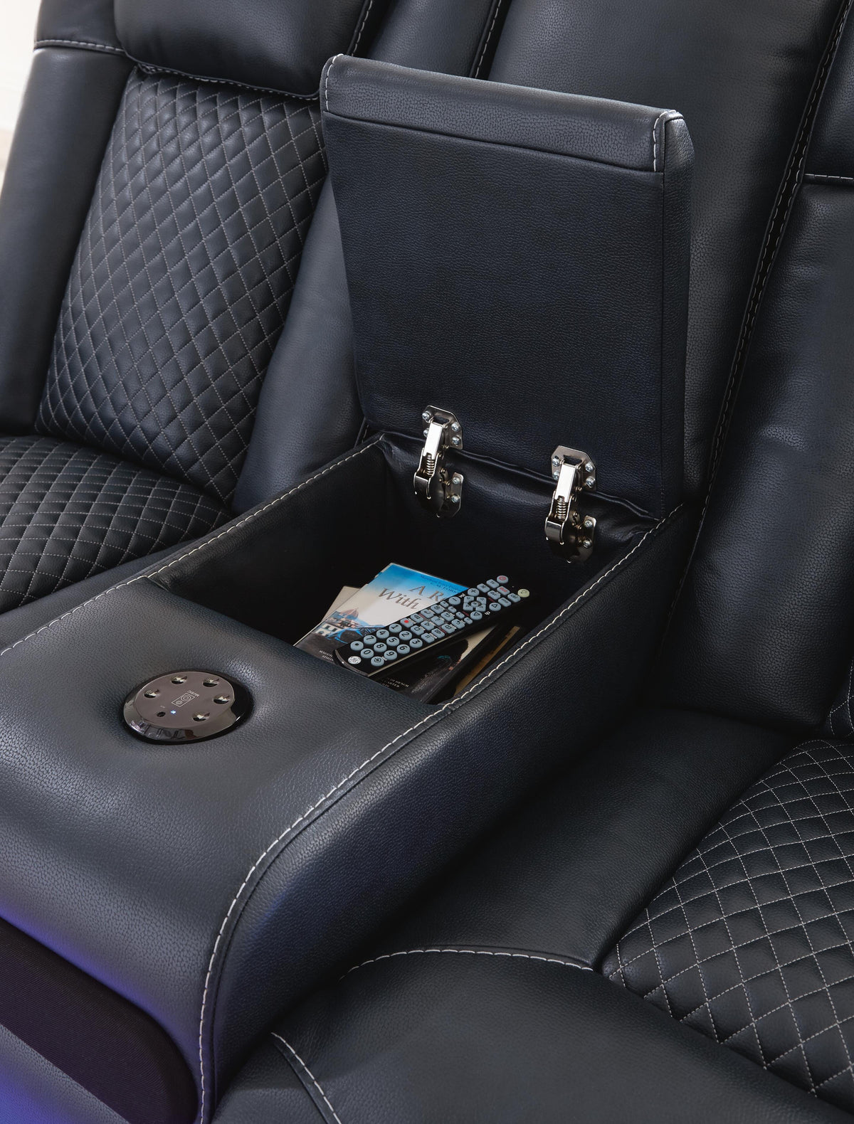 Fyne-Dyme Power Reclining Loveseat with Console (36603-SI) - Image 20