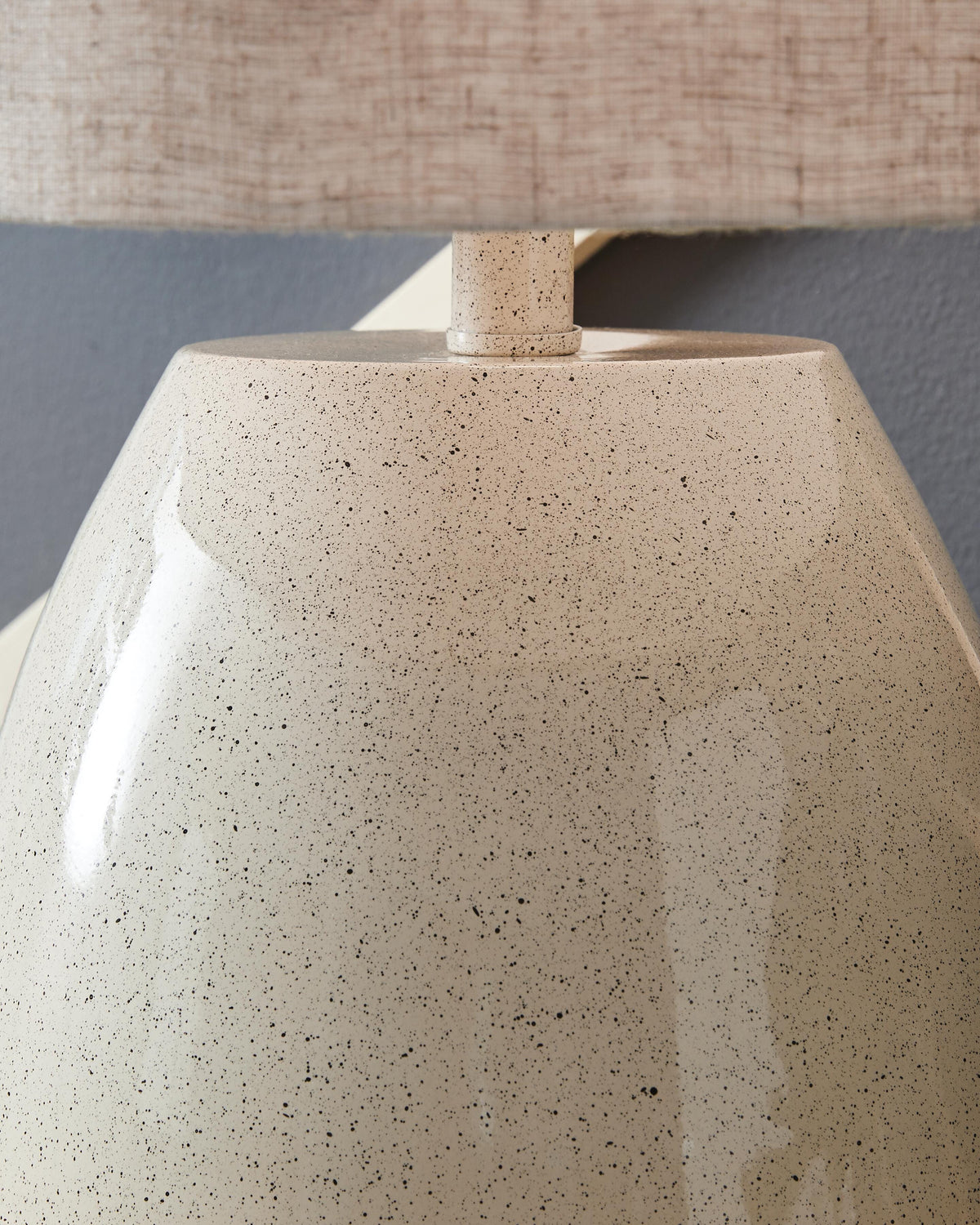 Linas Table Lamp (L207594-SI) - Image 3