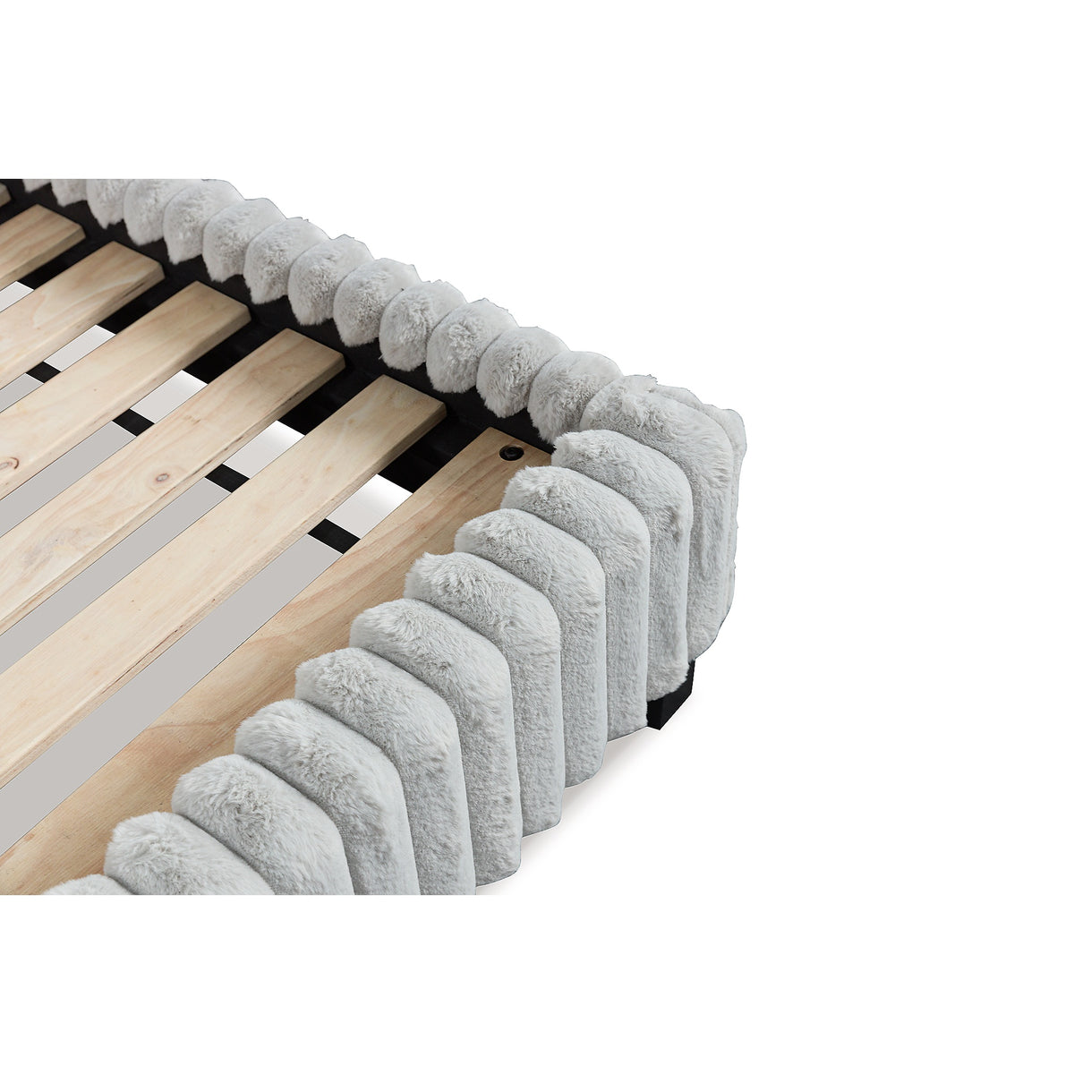 Zuraleus King Upholstered Bed (PCB3381-SI) - Image 9